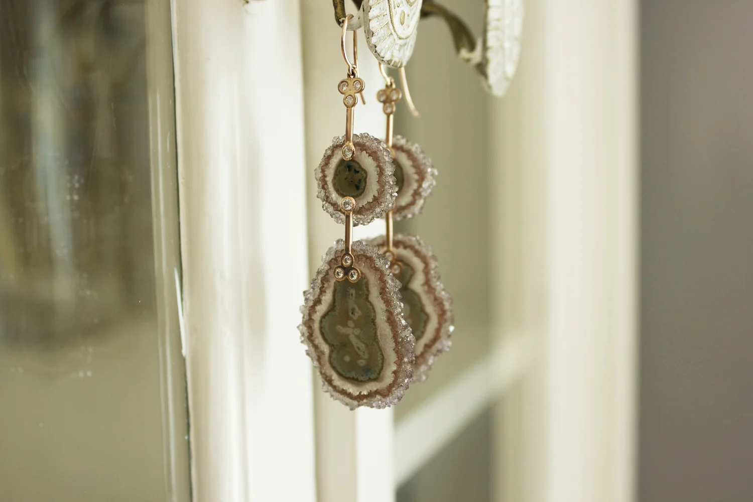 STALAGMITE_SLICE_EARRINGS_LIFESTYLE_01.jpg