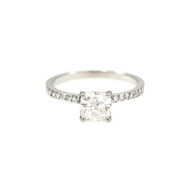 Radiant Cut Diamond with Pave Band