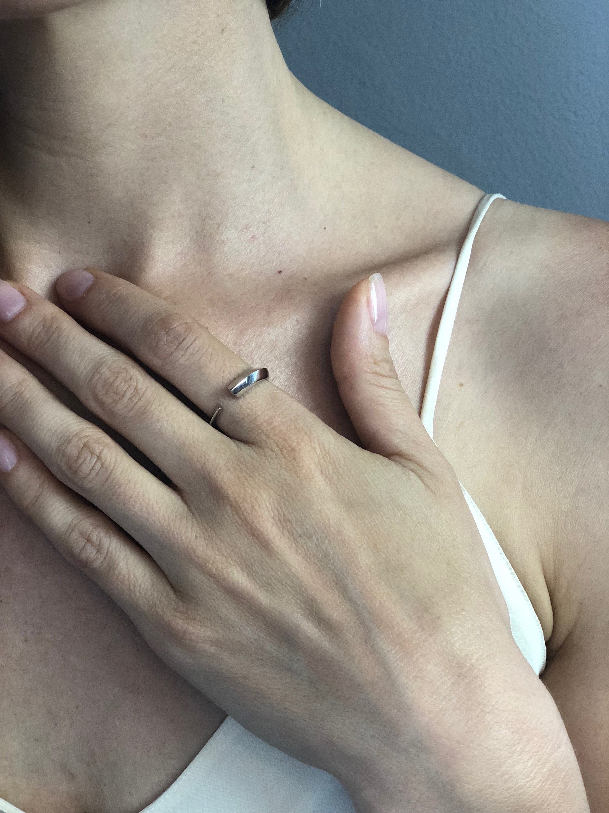 Horn Ring Solid WG.JPG