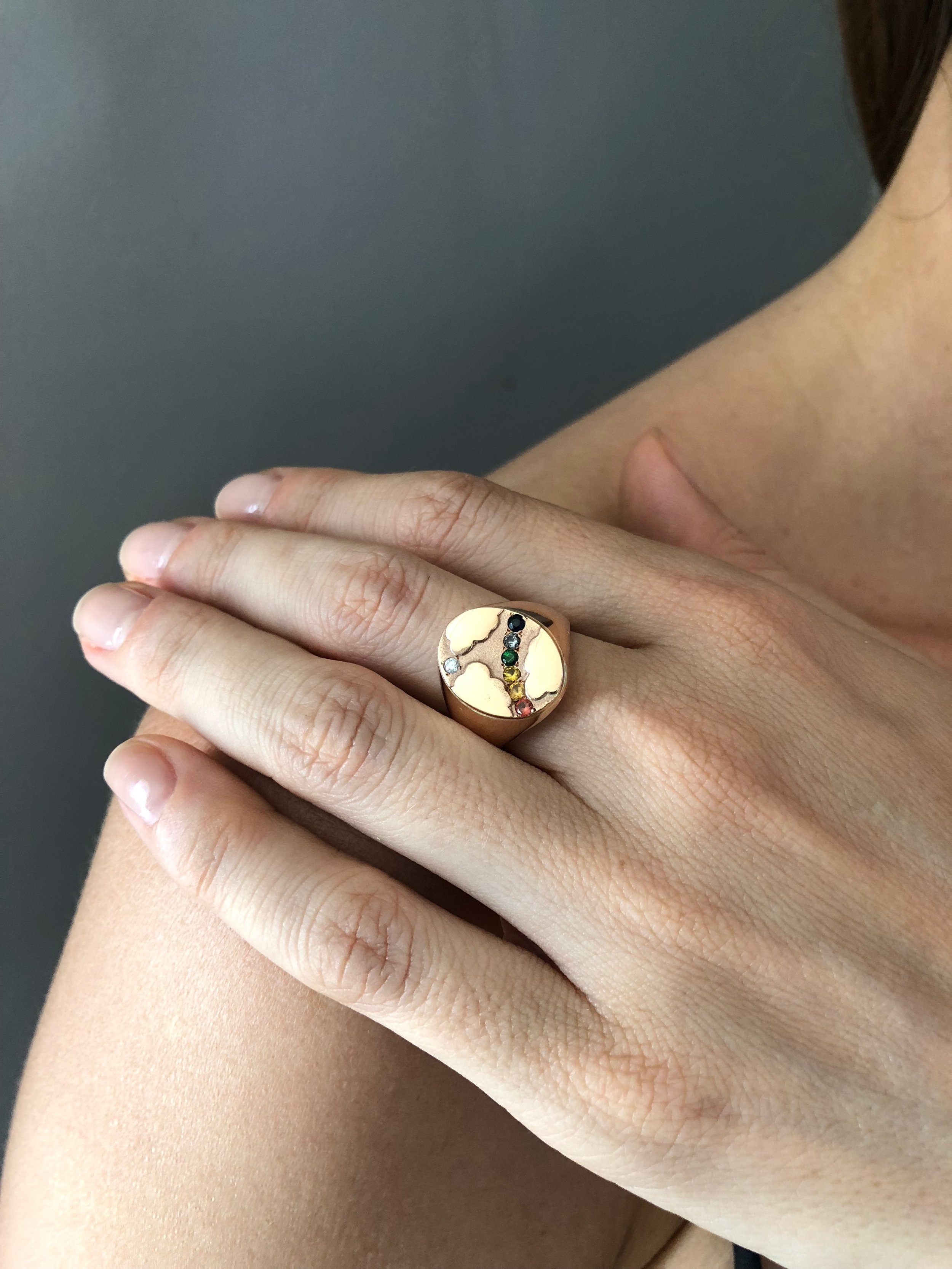 Cloud Signet Sapphire Bow Large RG-2.JPG