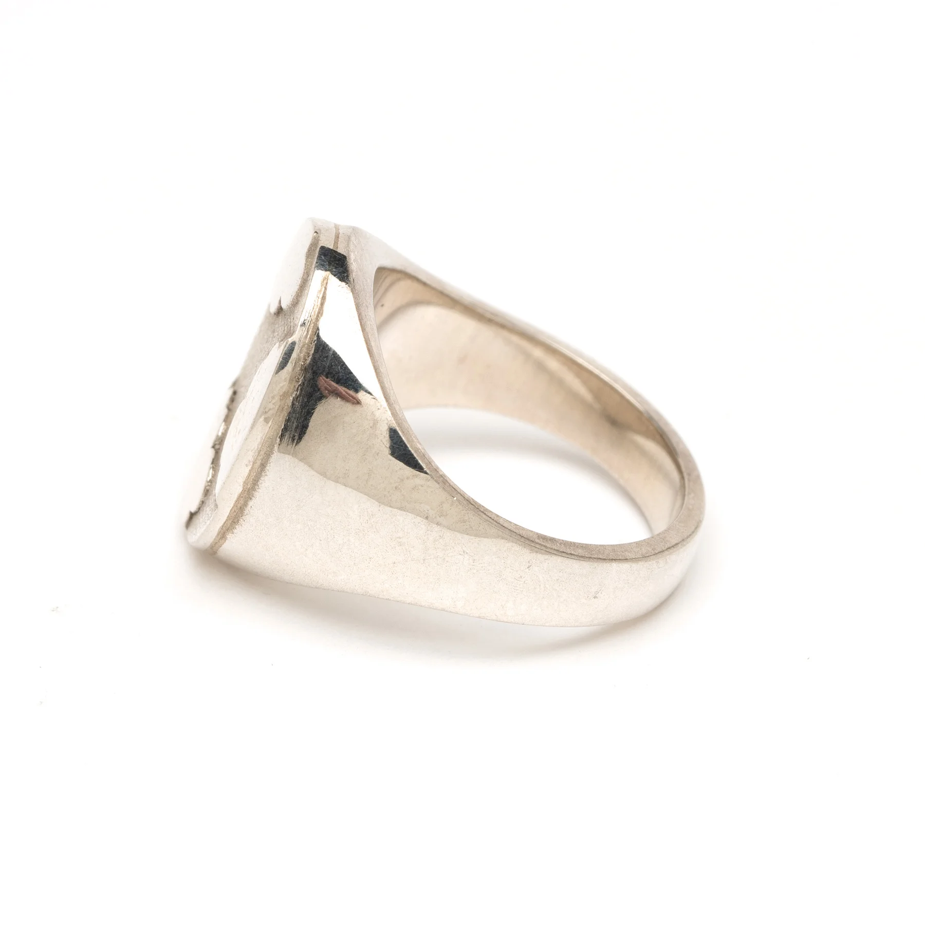 Cloud Signet Large Solid SS Ring Side.jpg
