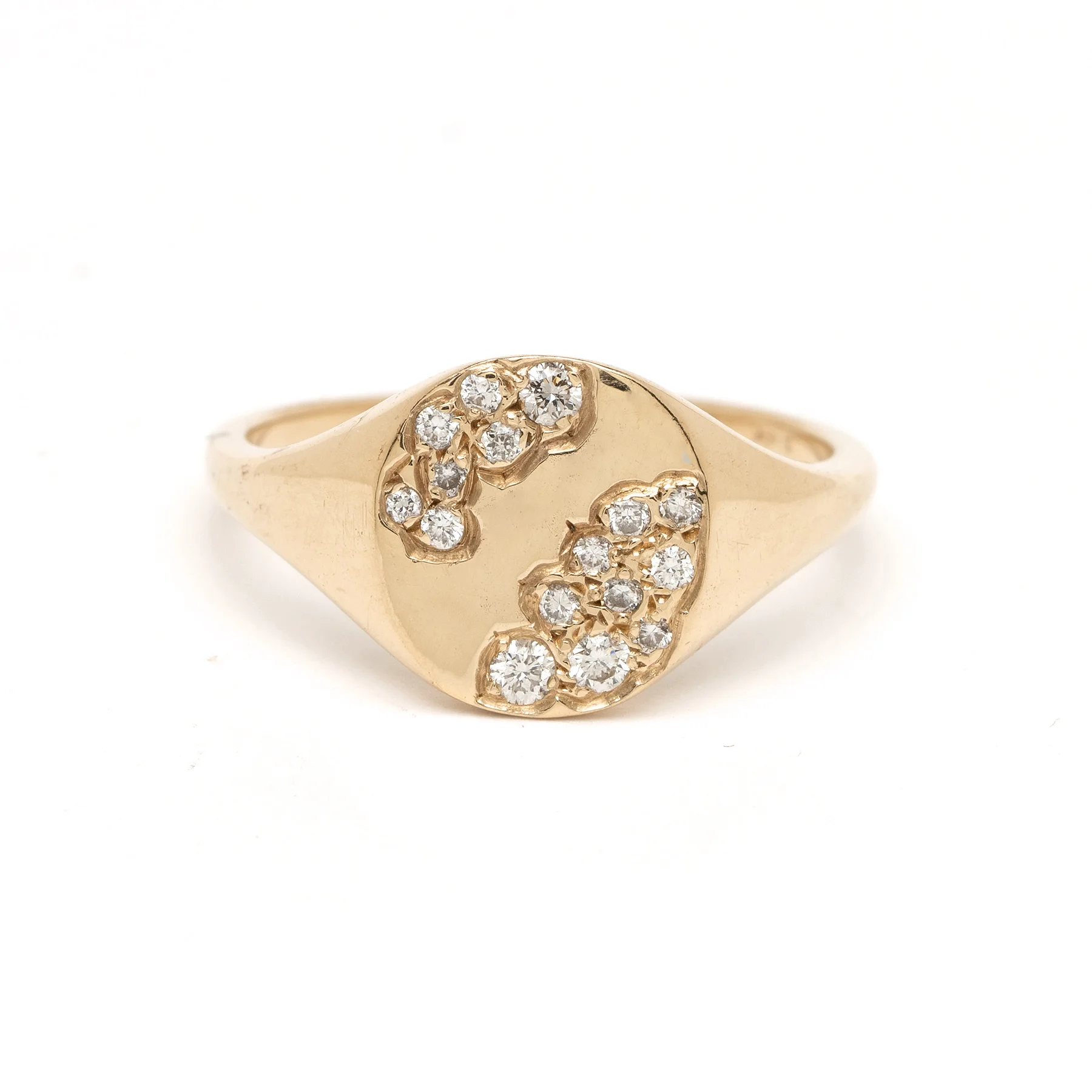 Medium Diamond Cloud Signet 