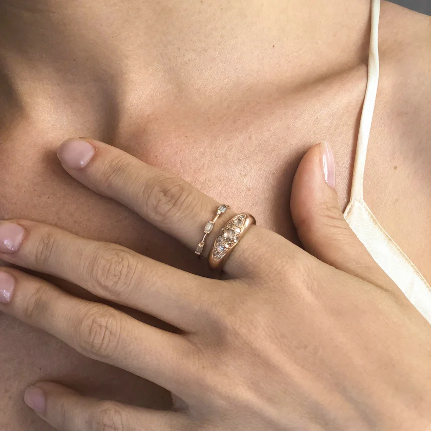 Celestial Mound Ring RG Baguette Diamond Simple Band RG.JPG