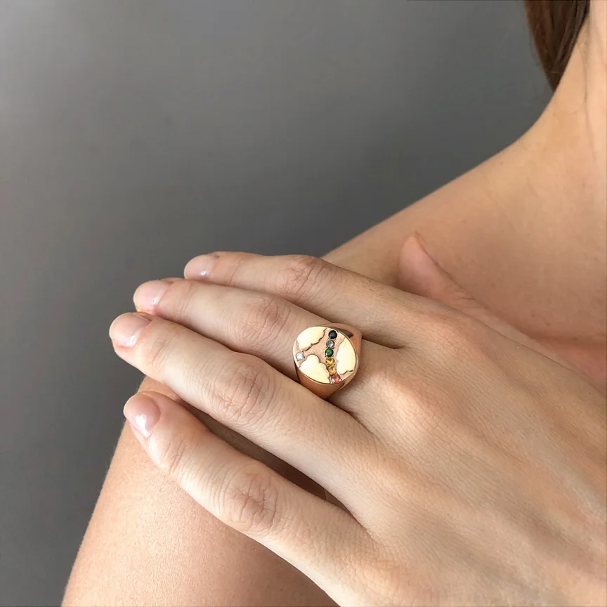 Cloud Signet Sapphire Bow Large RG.JPG