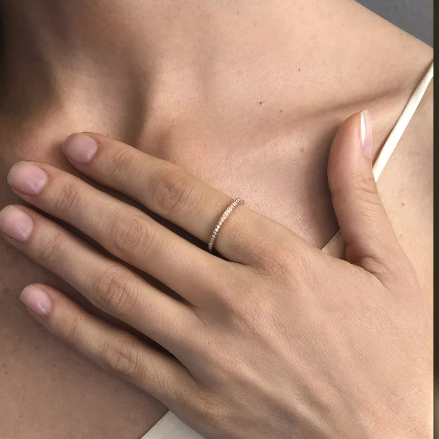 Diamond Pave Medium Band RG.JPG