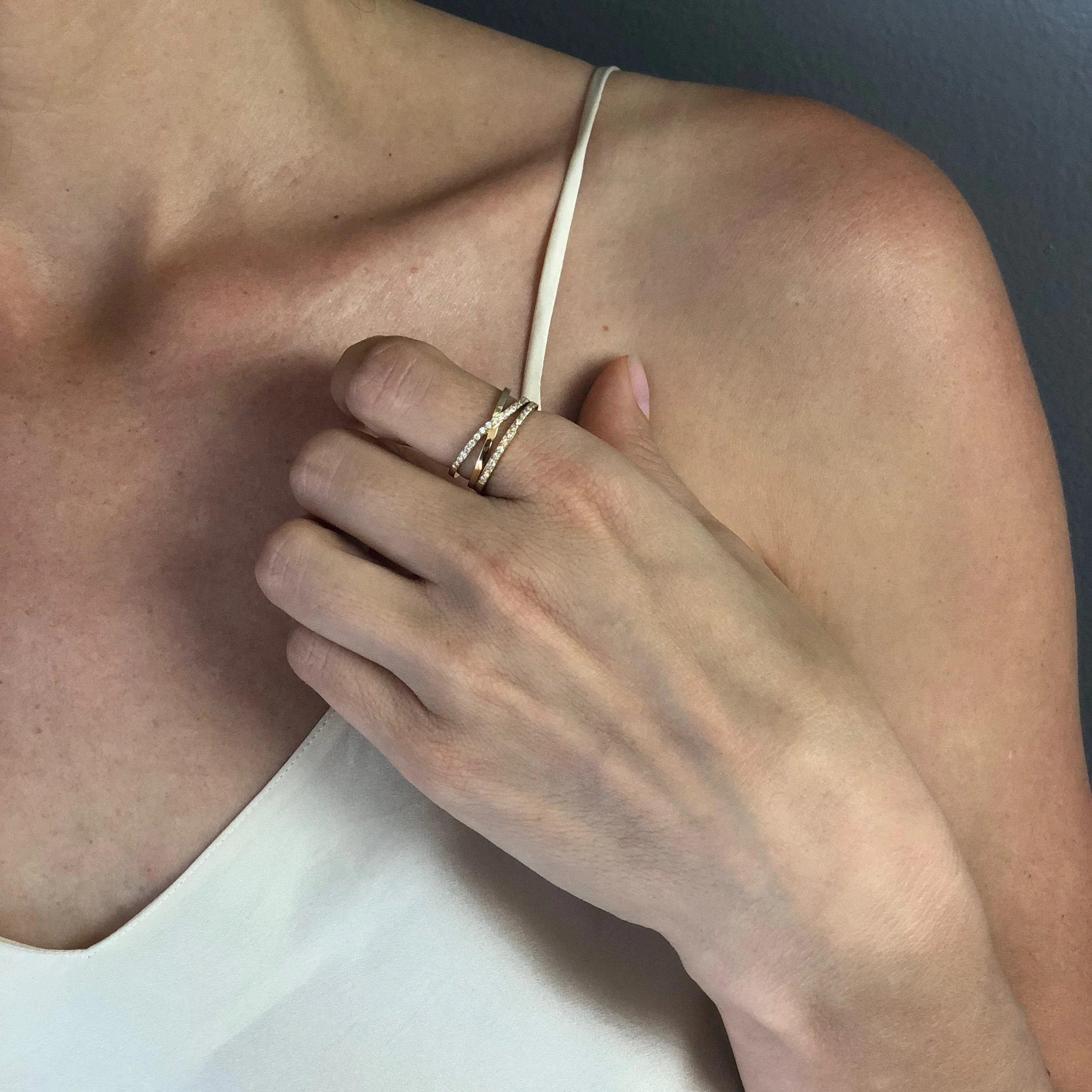 Wave Ring Pave YG.JPG