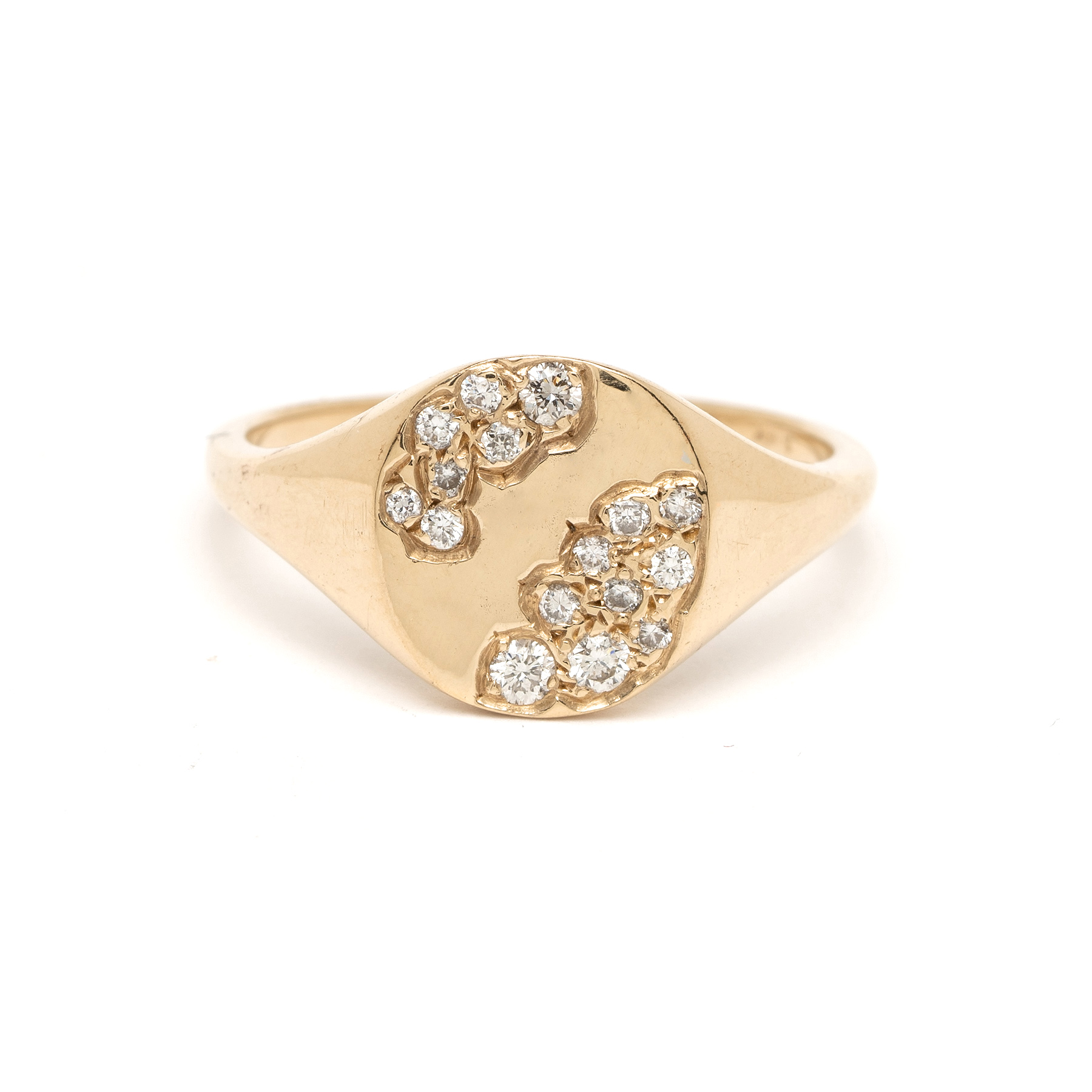 Medium Diamond Cloud Signet 