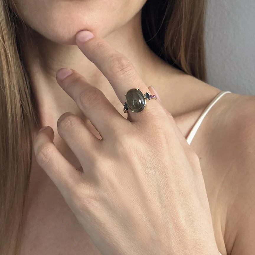 Labradorite Cabachon Ring Large.JPG