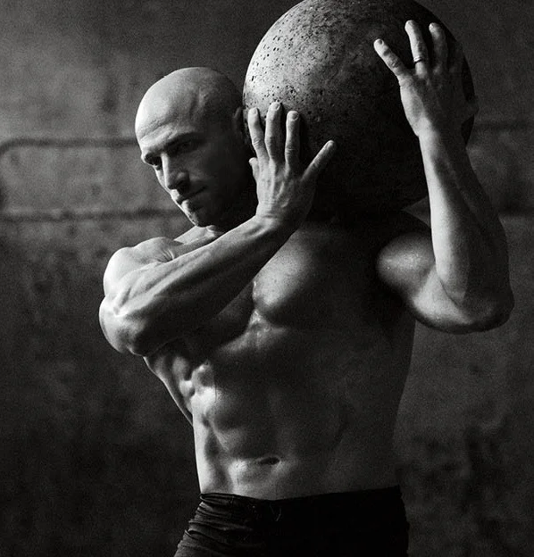 ISOPURE_SS14_CAMPAIGN_ANTONY_crop.jpg