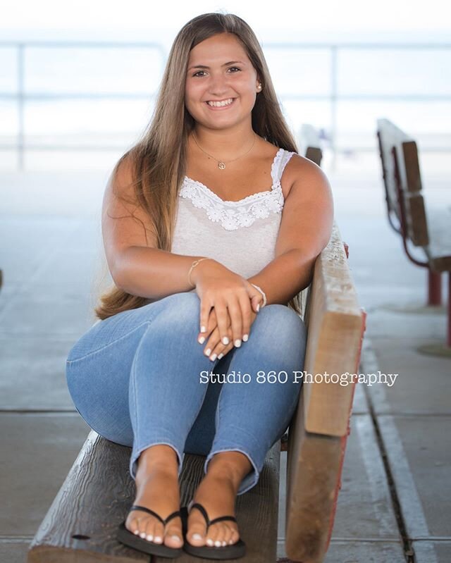 TB to Abby&rsquo;s session at the beach.  Sometimes a simple bench can make a great image!