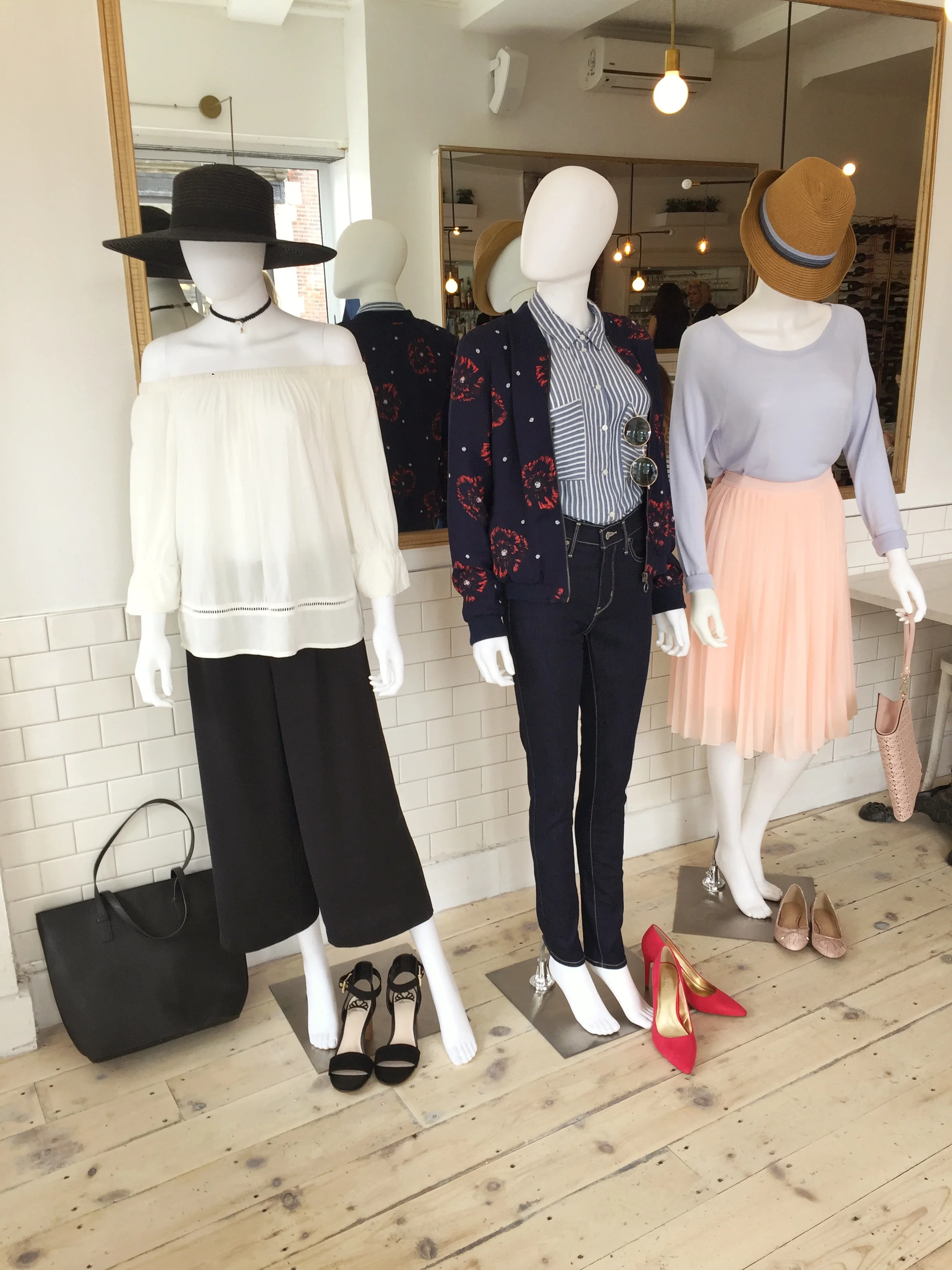 La très belle collection tendance printemps-été de chez Sears, telle qu'elle nous a été présentée à un chouette événement auquel j'ai été invitée récemment...