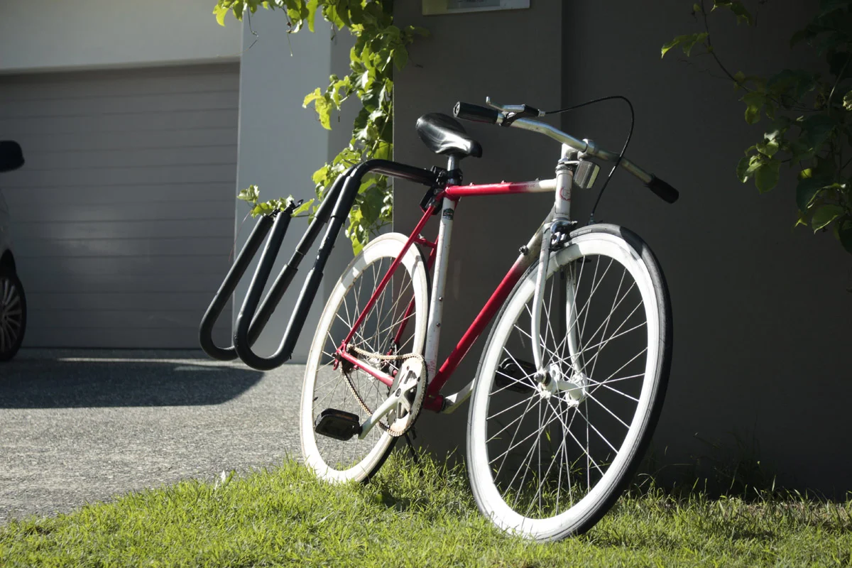 The trusty steed. Buying a car was too expensive and didn't make sense, so I ended up just buying a bicycle. Don't be fooled, the surf rack was held on with duct tape and prayers. 