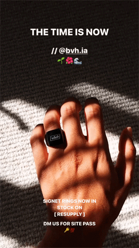 signet-ring-lr.gif