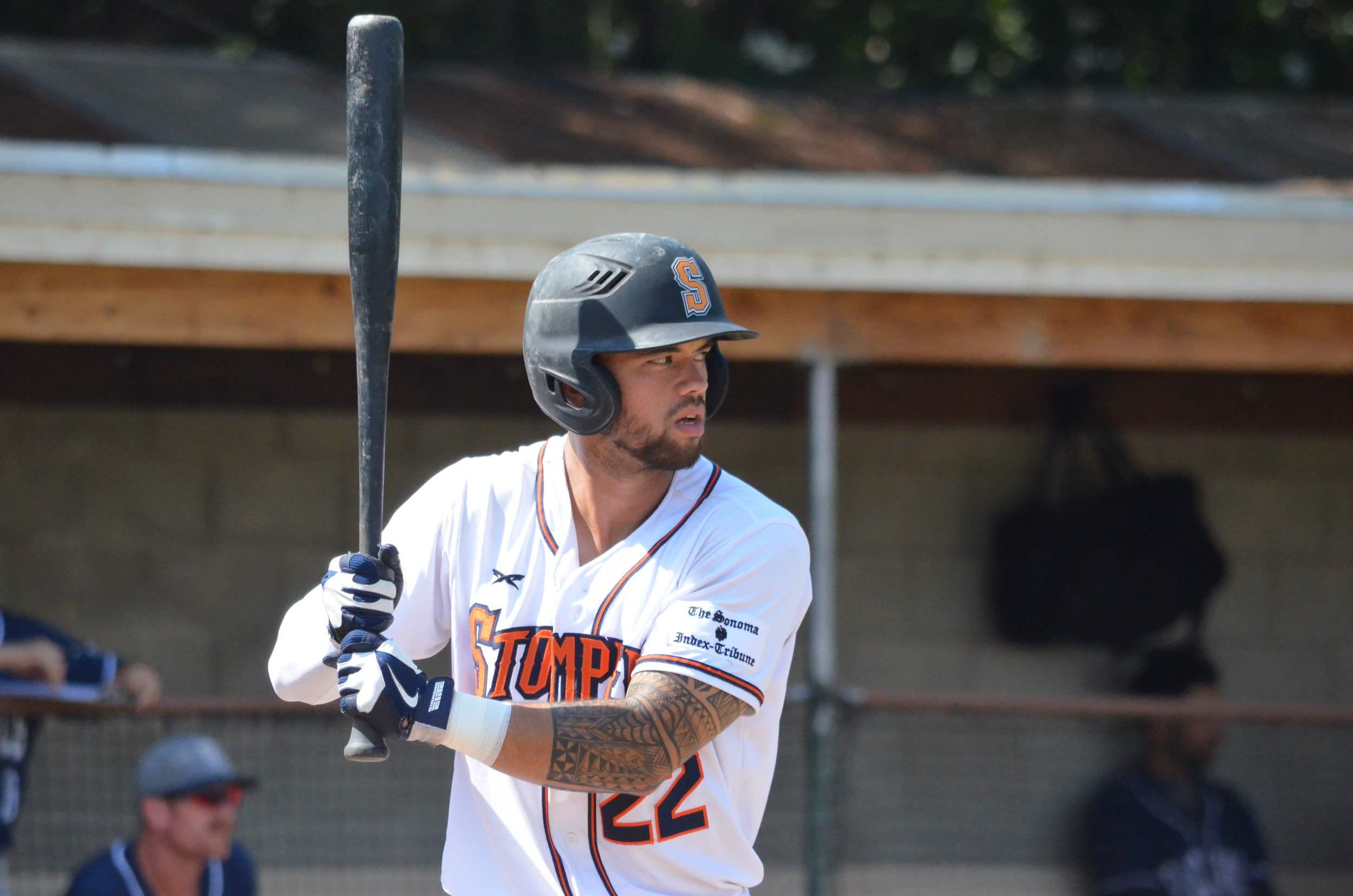 Mark Hurley, the 2015 Pacific Assoc. Rookie of the Year has be re-signed by the Sonoma Stompers. The Hollister, CA native also earned defensive Player of the Year honors. James Toy III/Sonoma Stompers