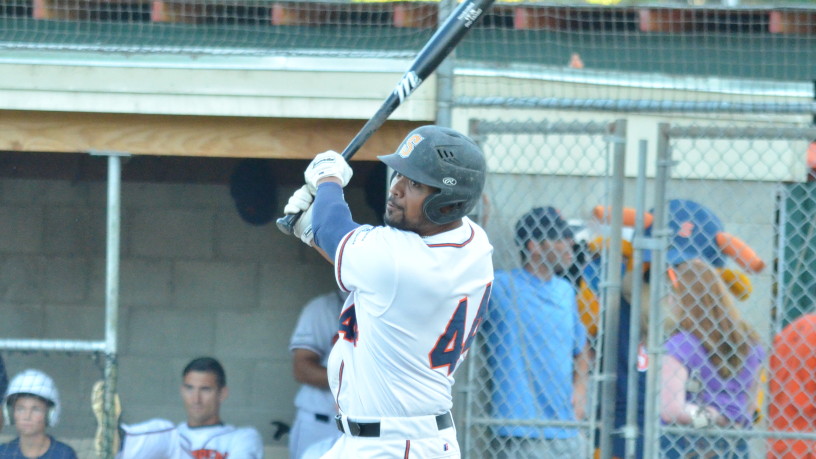 Daniel Baptista goes the other way in Sonoma's rout over Pittsburg. James Toy III/Sonoma Stompers