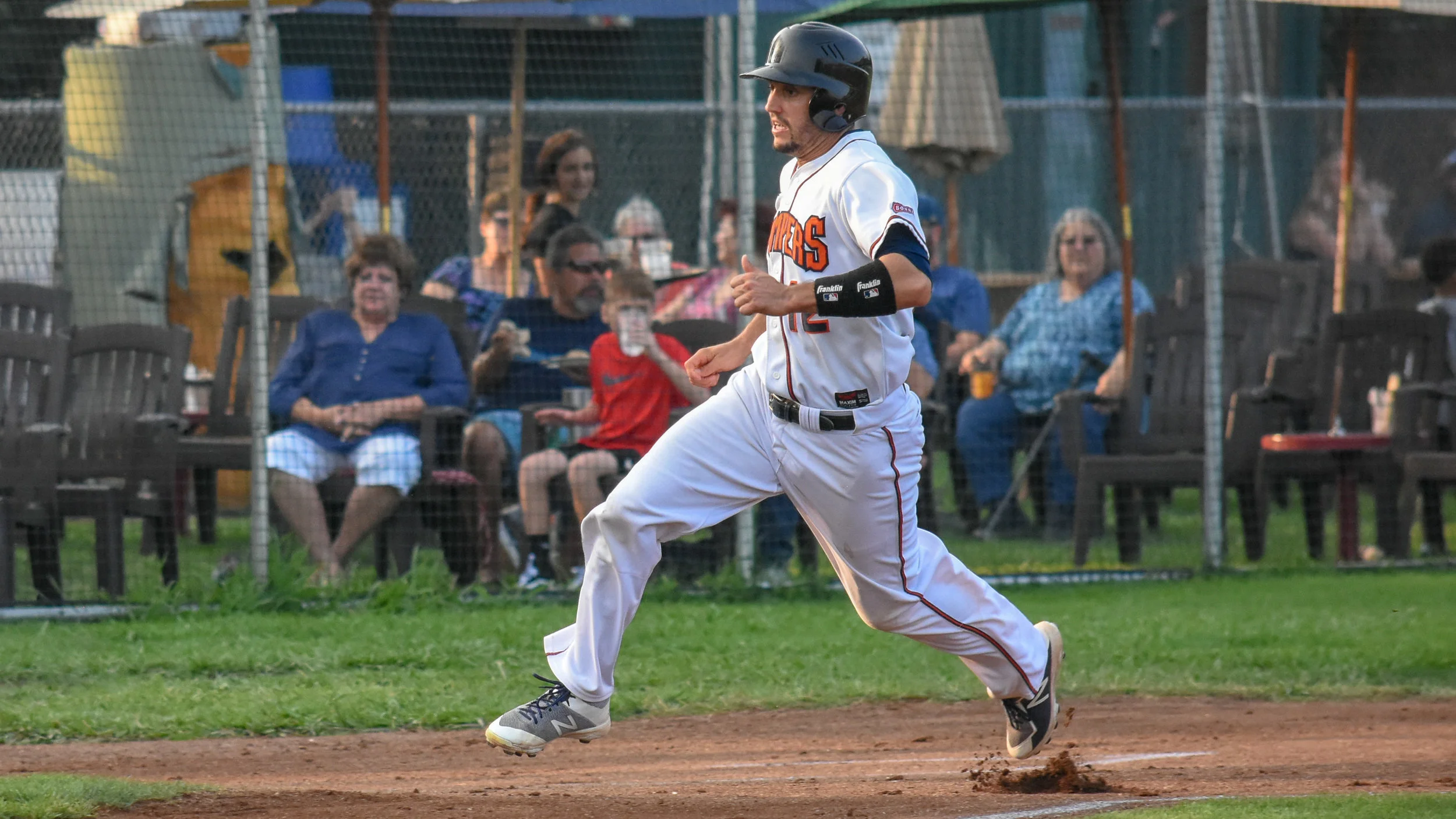 Kenny Meimerstorf rounds third base to score in the second inning of the Sonoma Stompers game against the Martinez Clippers, August 18, 2018 in Sonoma, Calif.(James W. Toy III / Sonoma Stompers)