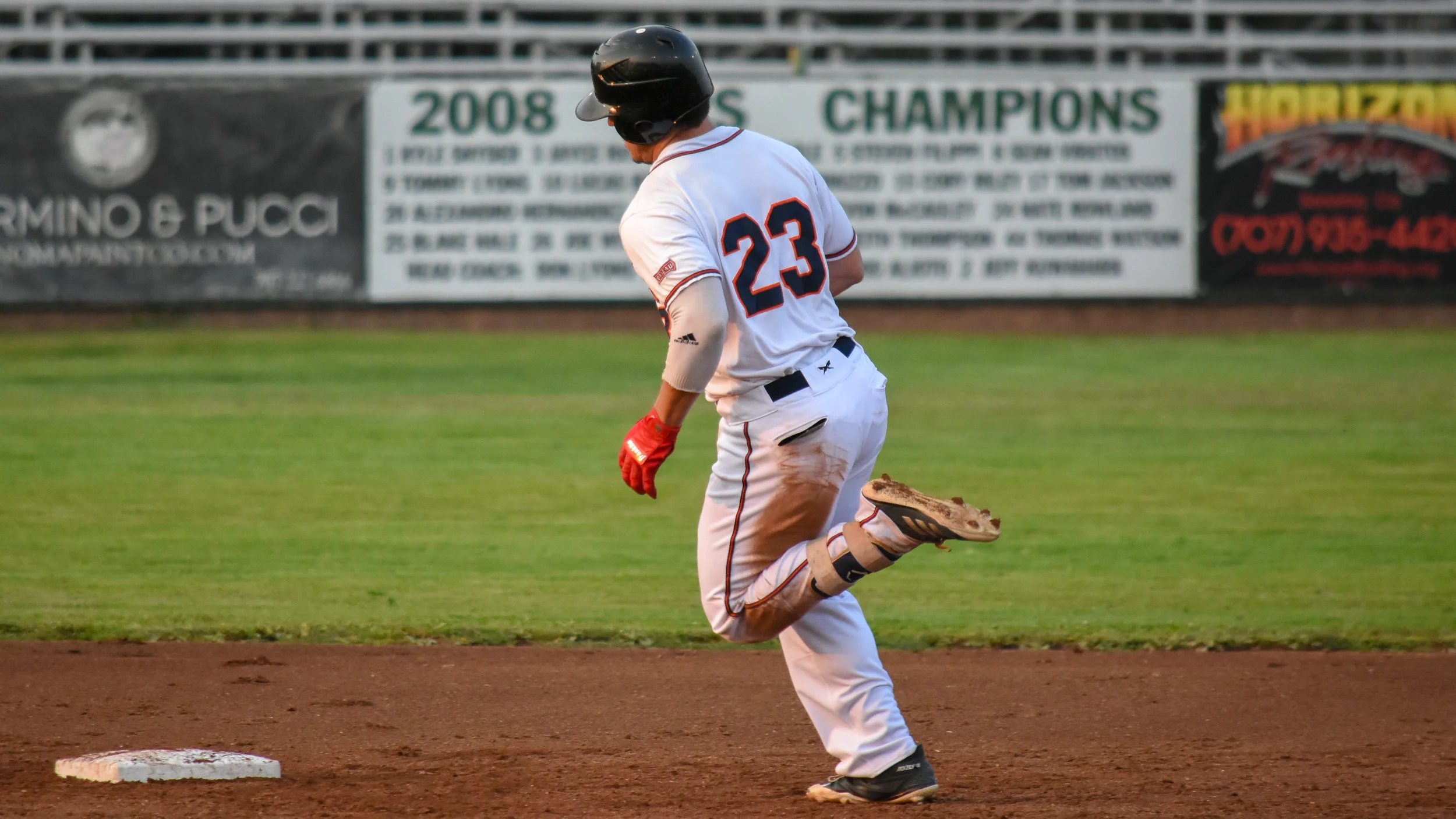Niko Pacheco rounds the bases after hitting his first processional home run in the third inning of the Sonoma Stompers game against the Vallejo Admirals, August 23, 2018 in Sonoma, Calif.(James W. Toy III / Sonoma Stompers)