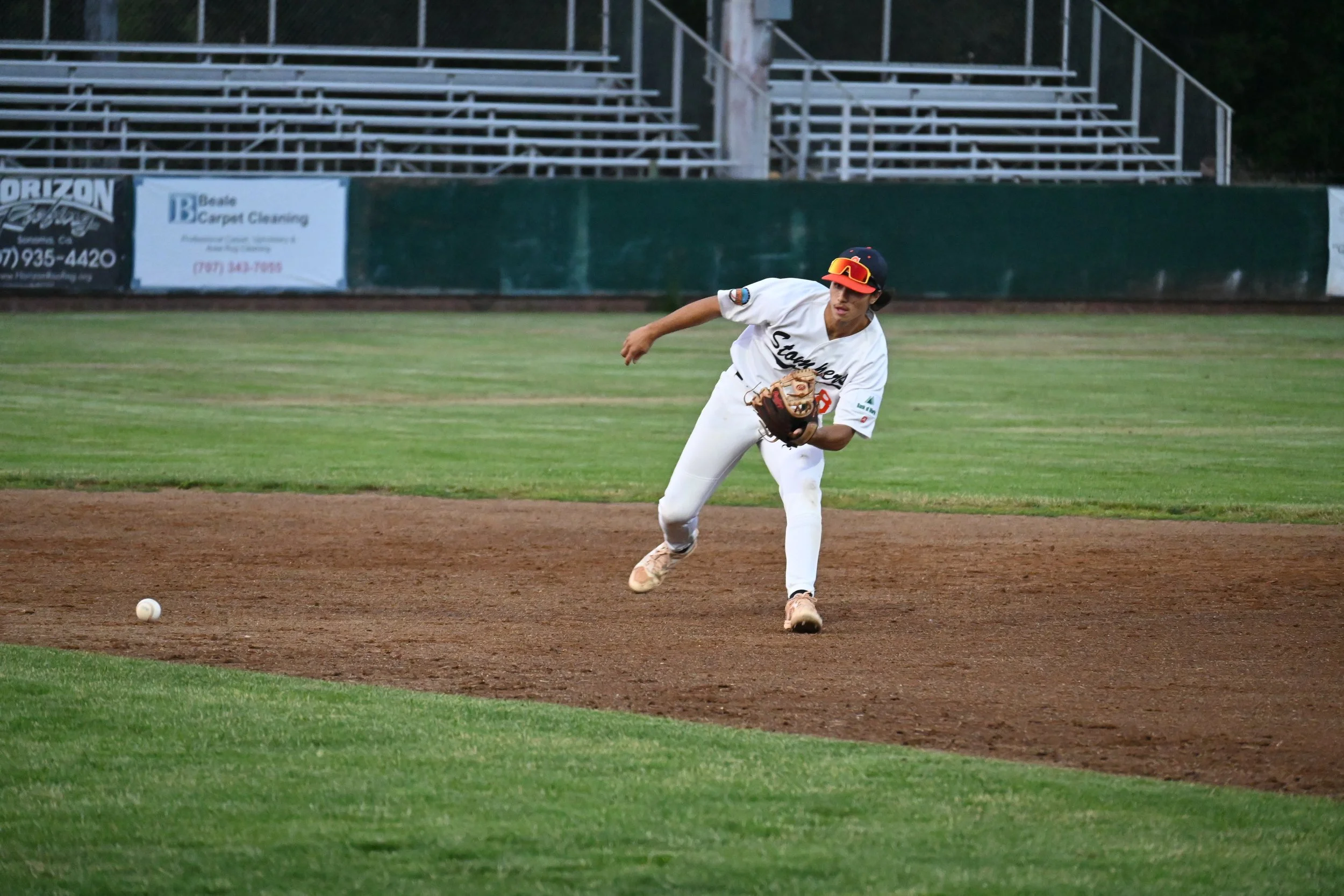 Stompers Rally but Fall Short to the Admirals