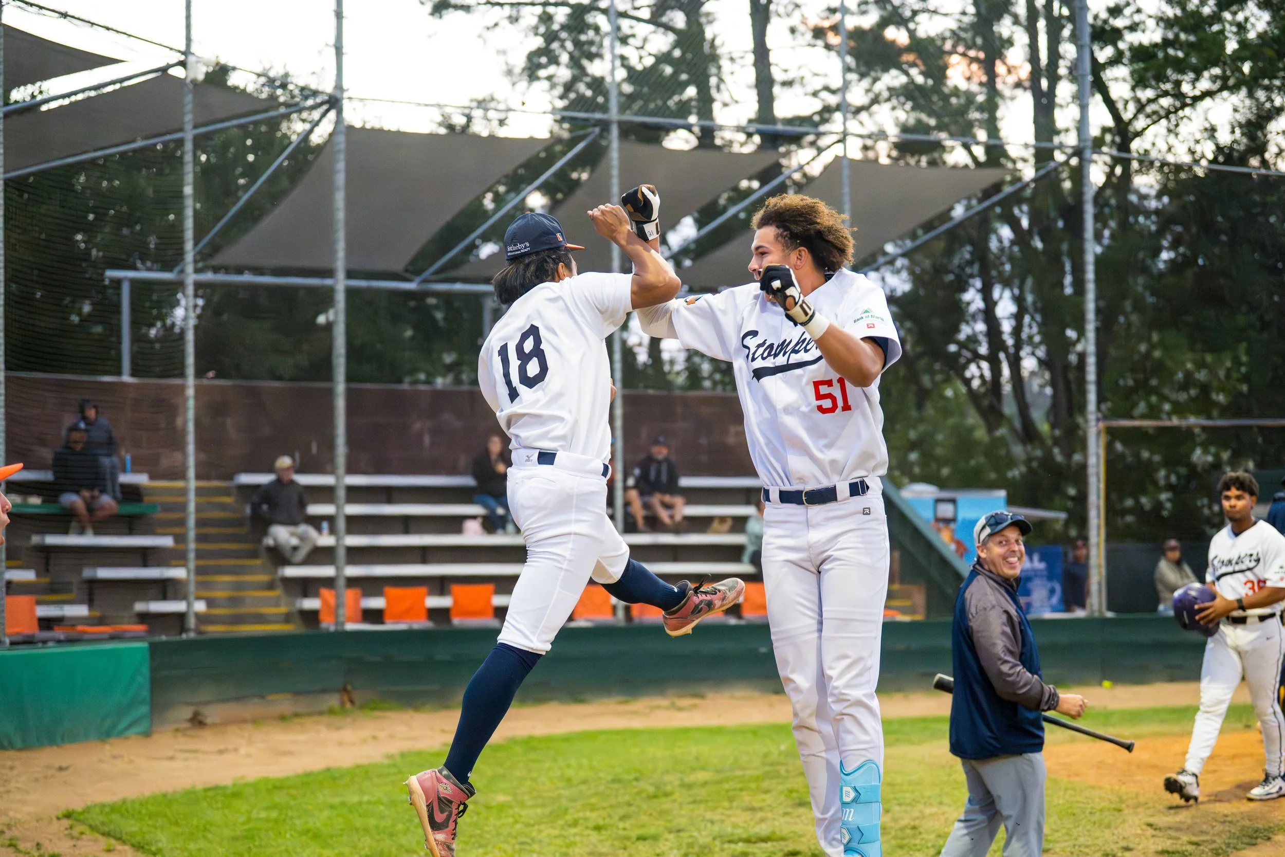  ‘It was contagious’: 6-run seventh inning lifts Stompers past Blues 7-2 in CCL opener