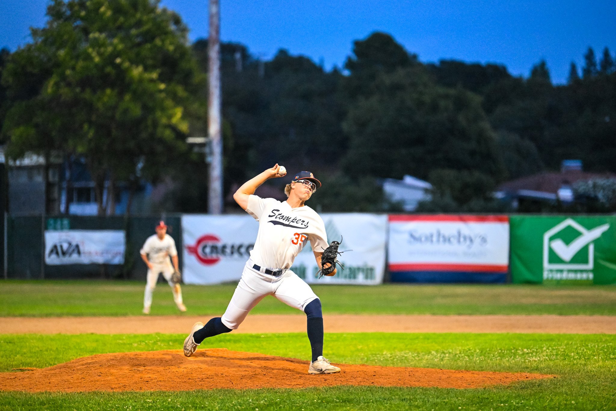 Stompers rally falls short Sunday in one-run defeat against the Merchants