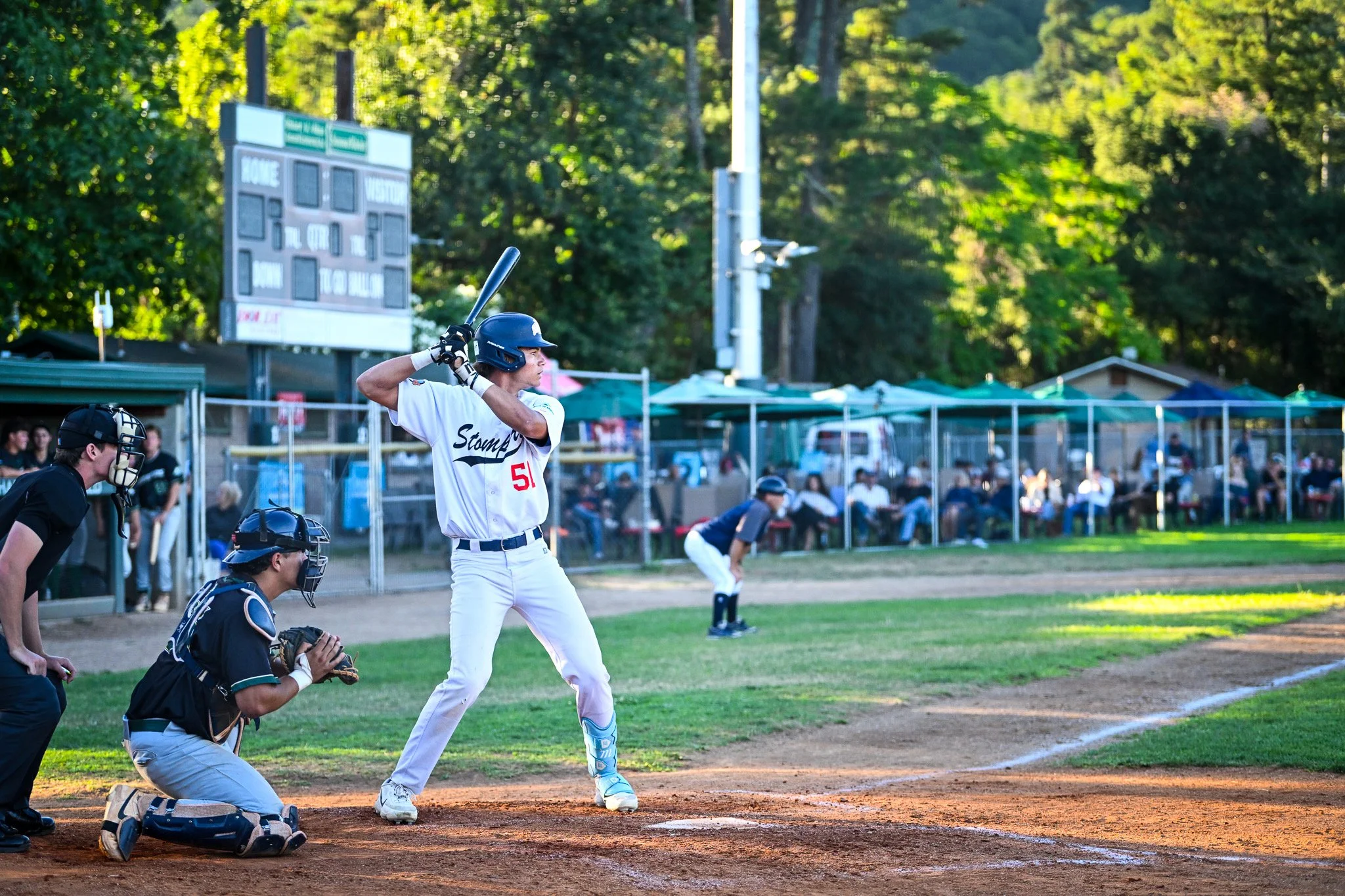 Stompers fall 3-2 to Legends, strand 11 runners on base