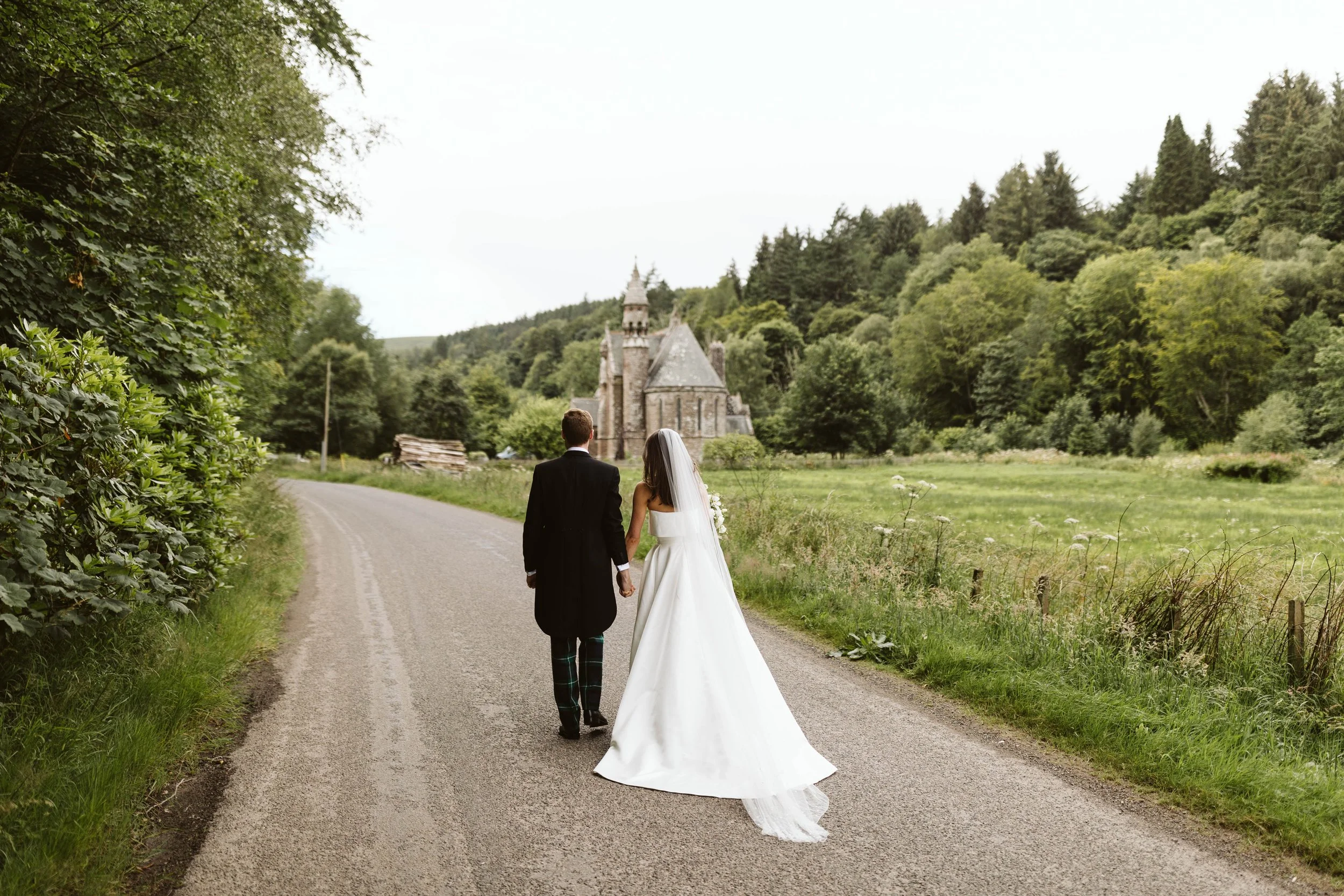 Drumtochty_castle_wedding_photography-103.jpg