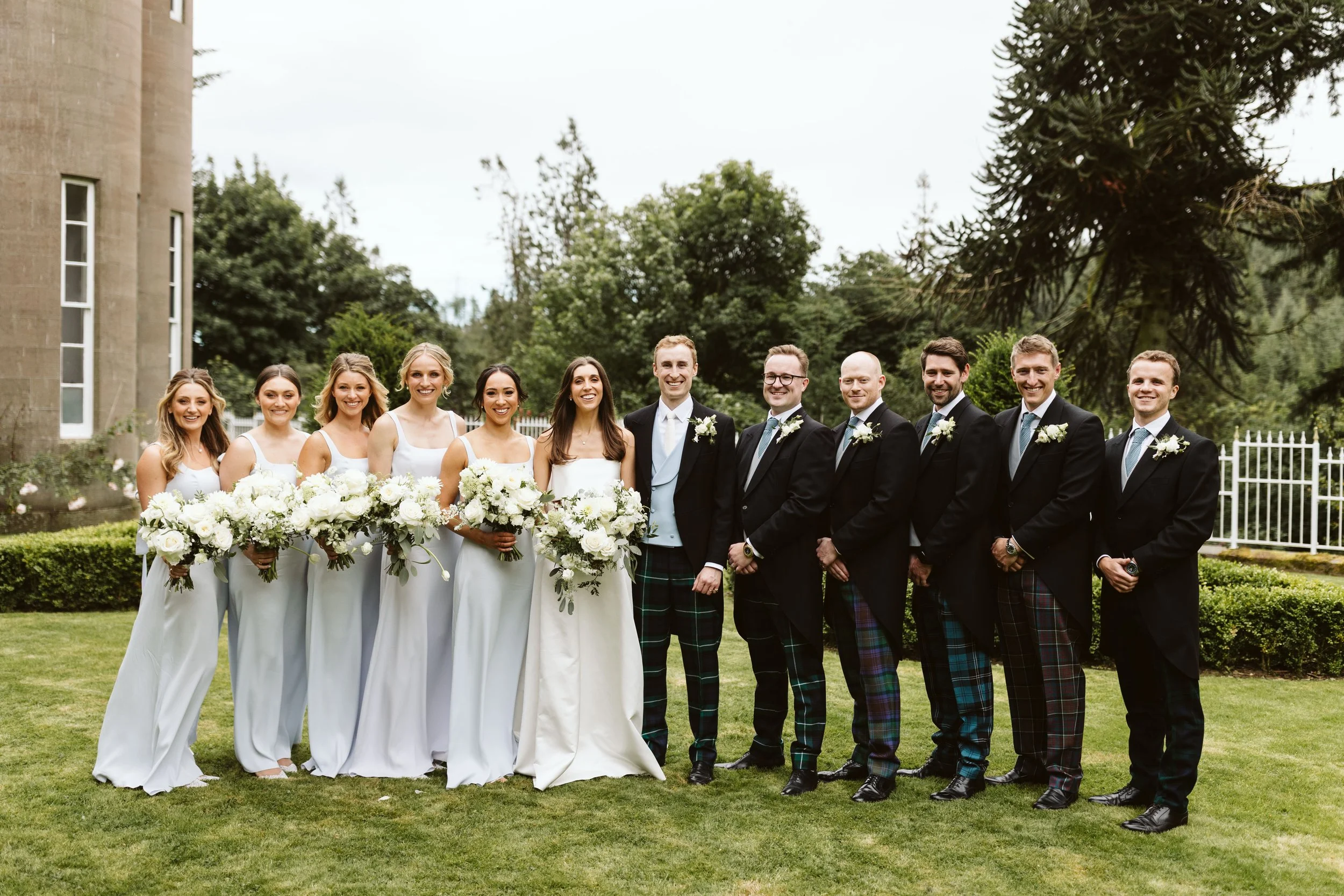 Drumtochty_castle_wedding_photography-117.jpg