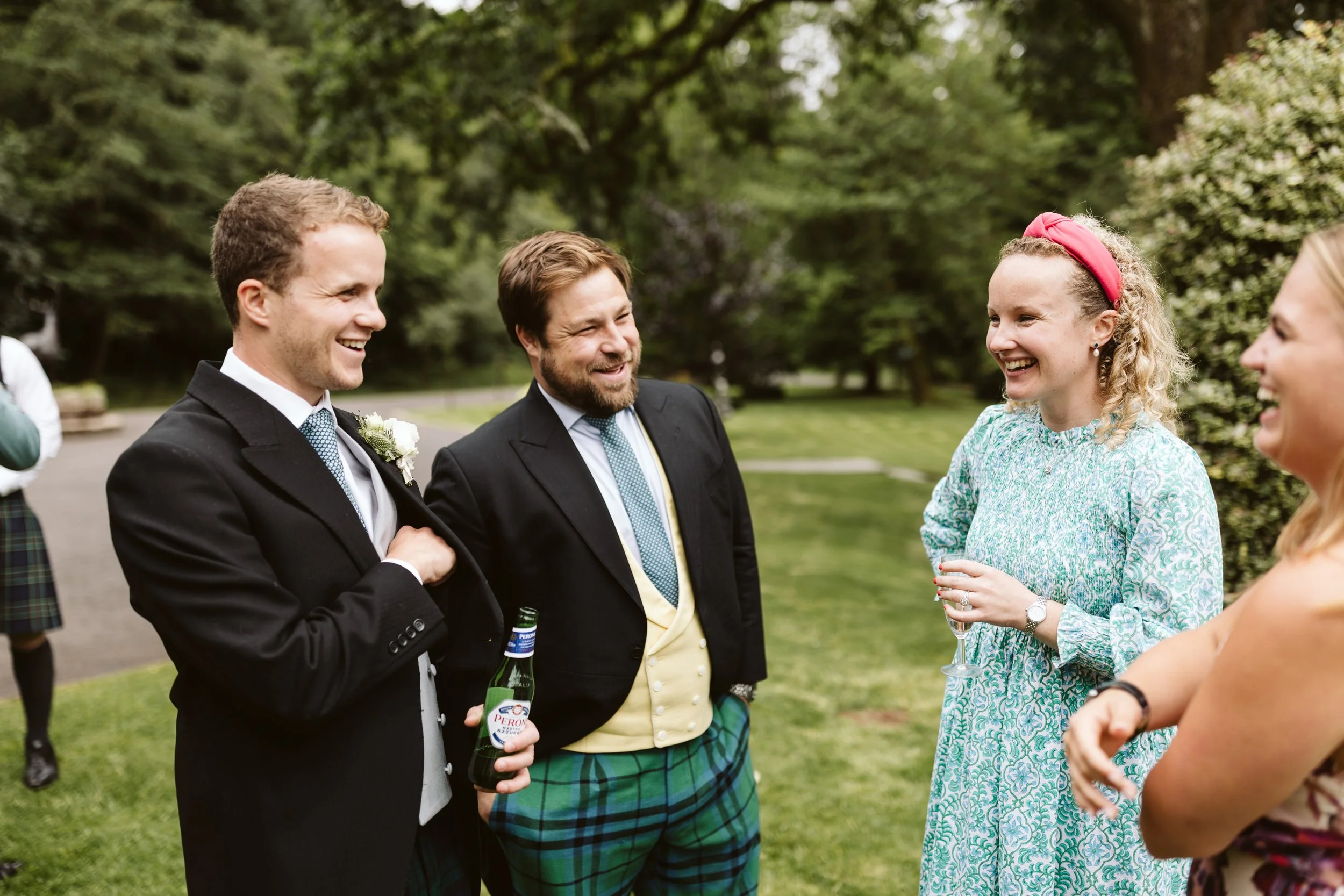 Drumtochty_castle_wedding_photography-124.jpg