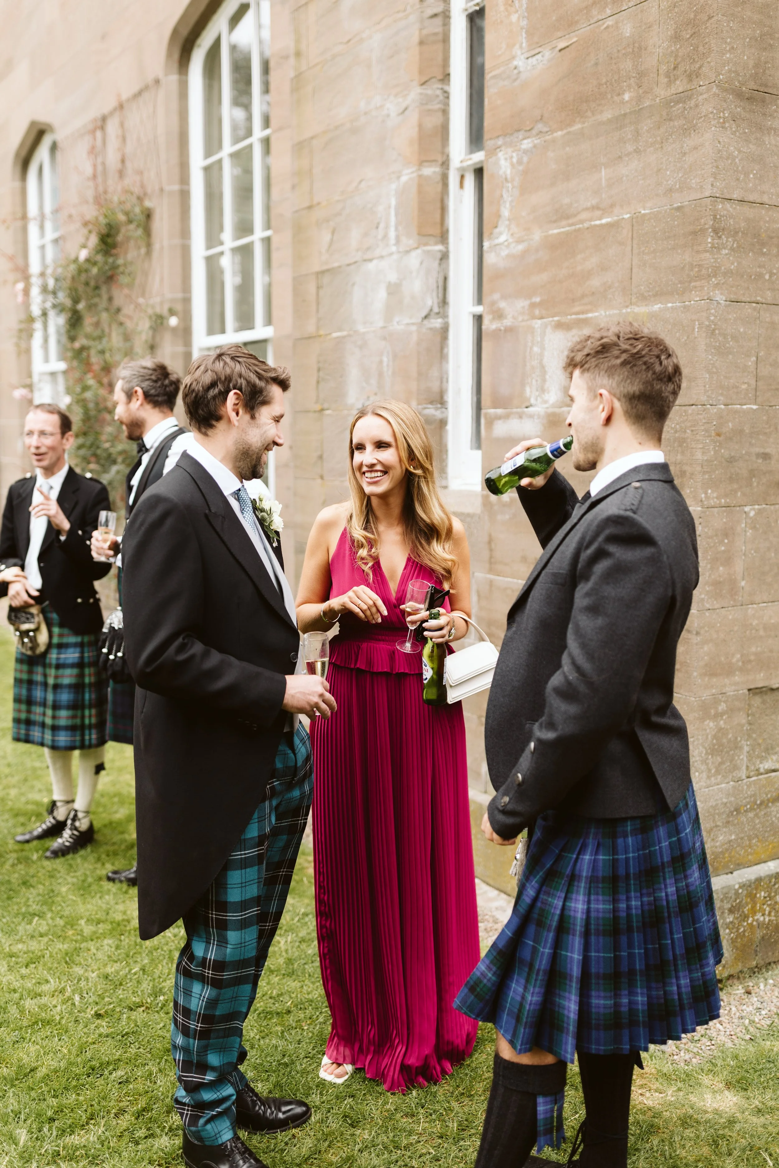 Drumtochty_castle_wedding_photography-130.jpg