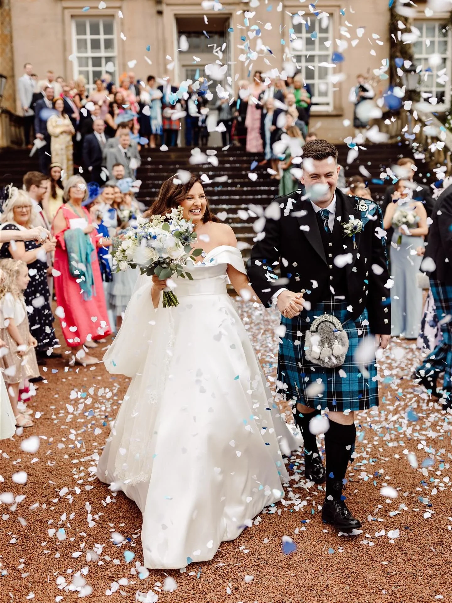 Love this confetti shot from Gemma &amp; Gregor&rsquo;s wedding at the incredible Dumfries house! Have a great weekend everyone! 

#weddinginspiration #weddingphotography #scotlandwedding #ayrshirewedding #confettimoment #scottishbride #bridetobride 