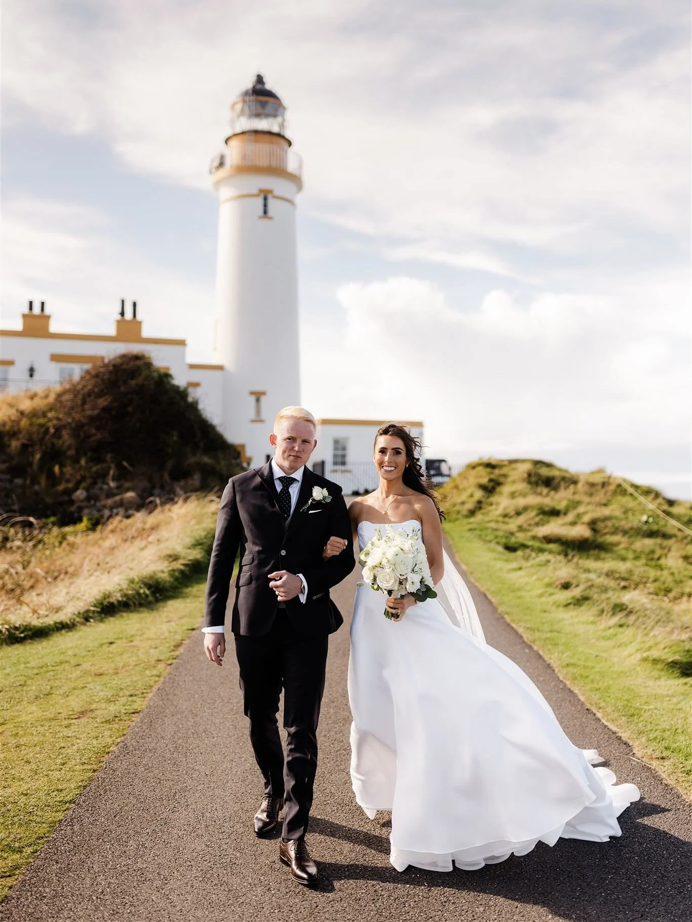 Congratulations Sarah &amp; Jake! 

A truly stunning wedding day an the incredible @trumpturnberryscotland Sarah &amp; Jake tied the knot in the exquisite grand ballroom beautifully decorated by @paperwhitefloraldesign and Jake&rsquo;s sister&rsquo;s