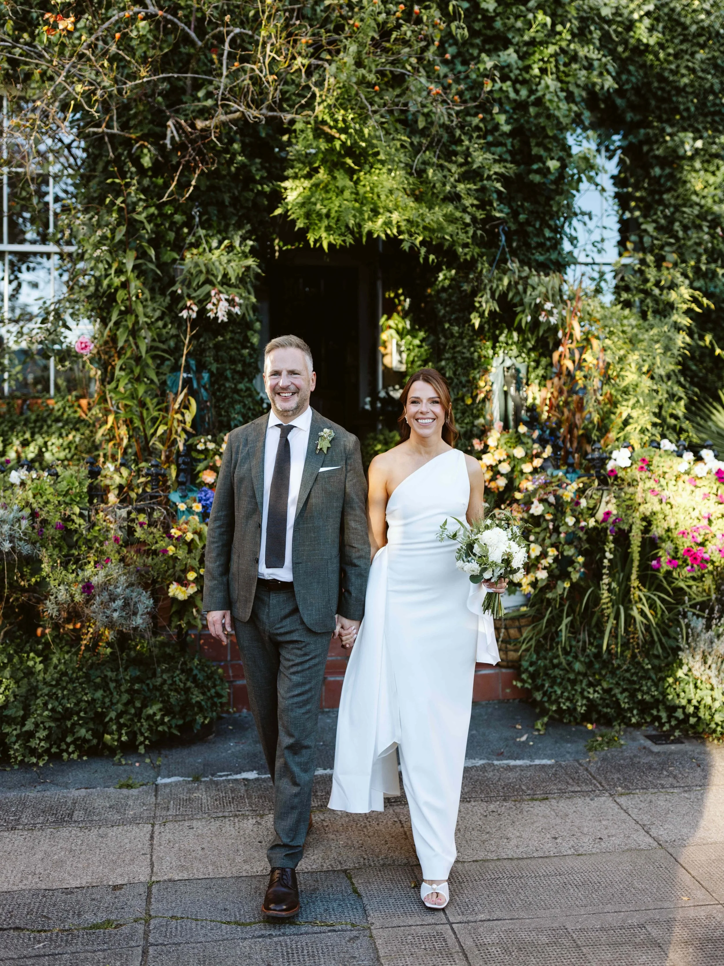 Congratulations Lucie &amp; Michael! A beautifully intimate wedding spent with close family and friends. A little sneak peek from their day. 

#glasgowweddings #scotlandwedding #documentaryweddingphotography