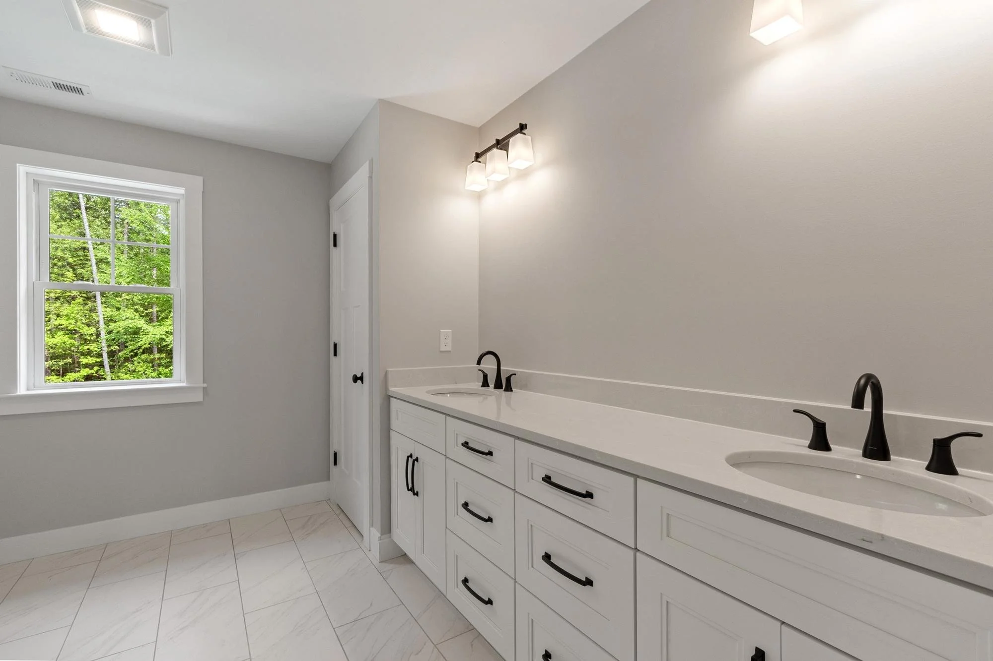 Unkety Brook Way New construction Dunstable Massachusetts Job 39302 0068.jpg