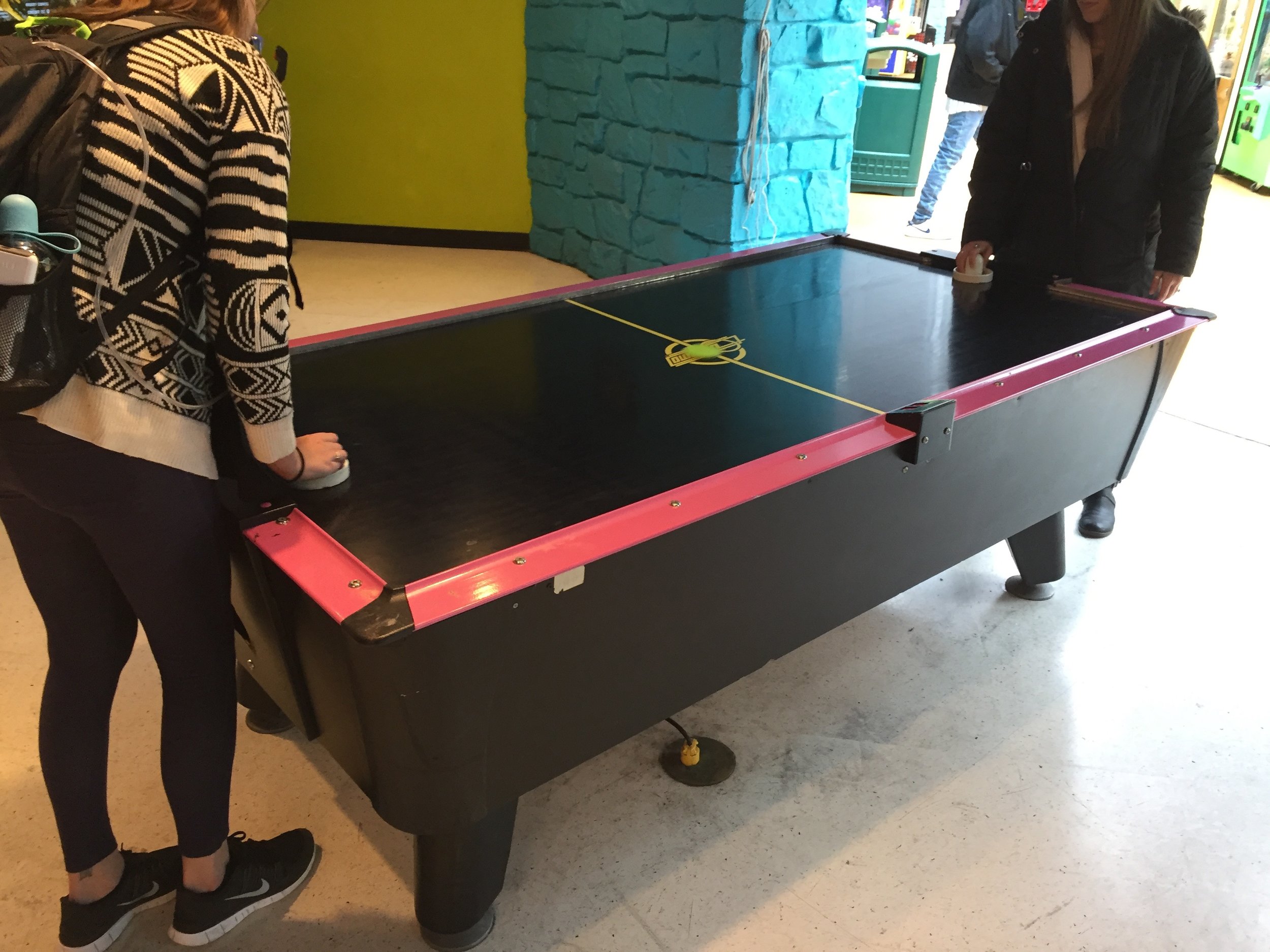 Air hockey 