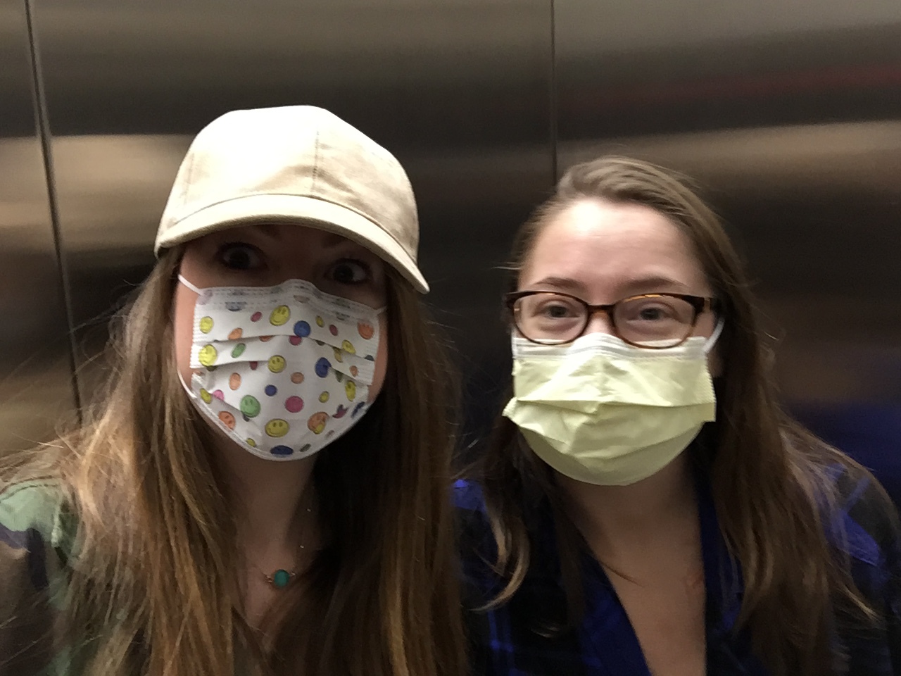 Mask selfie 