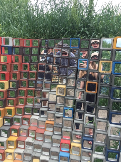mirror group selfie