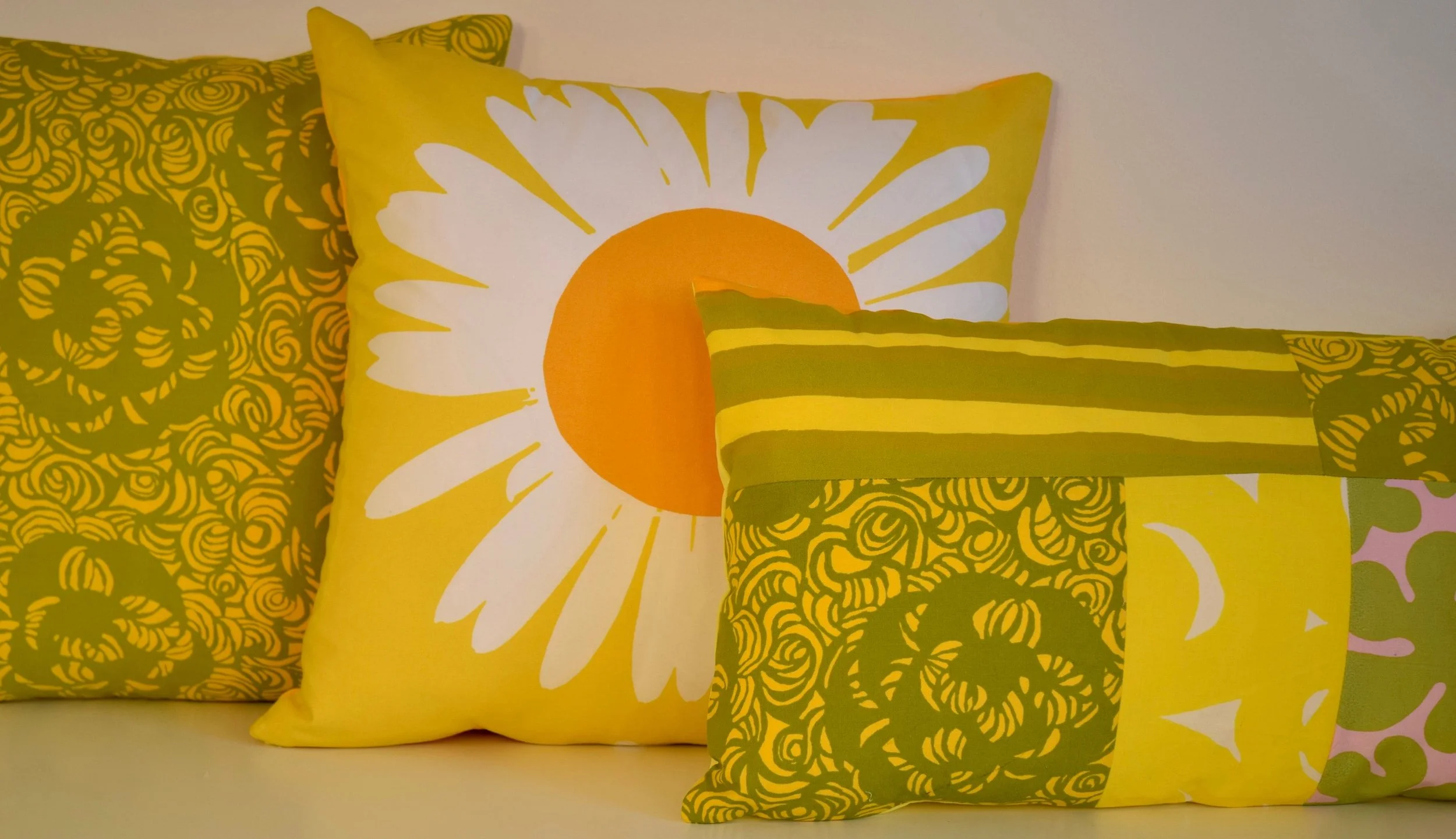 https://i.etsystatic.com/5734807/r/il/bd535f/4875275644/il_fullxfull.4875275644_nsxm.jpg