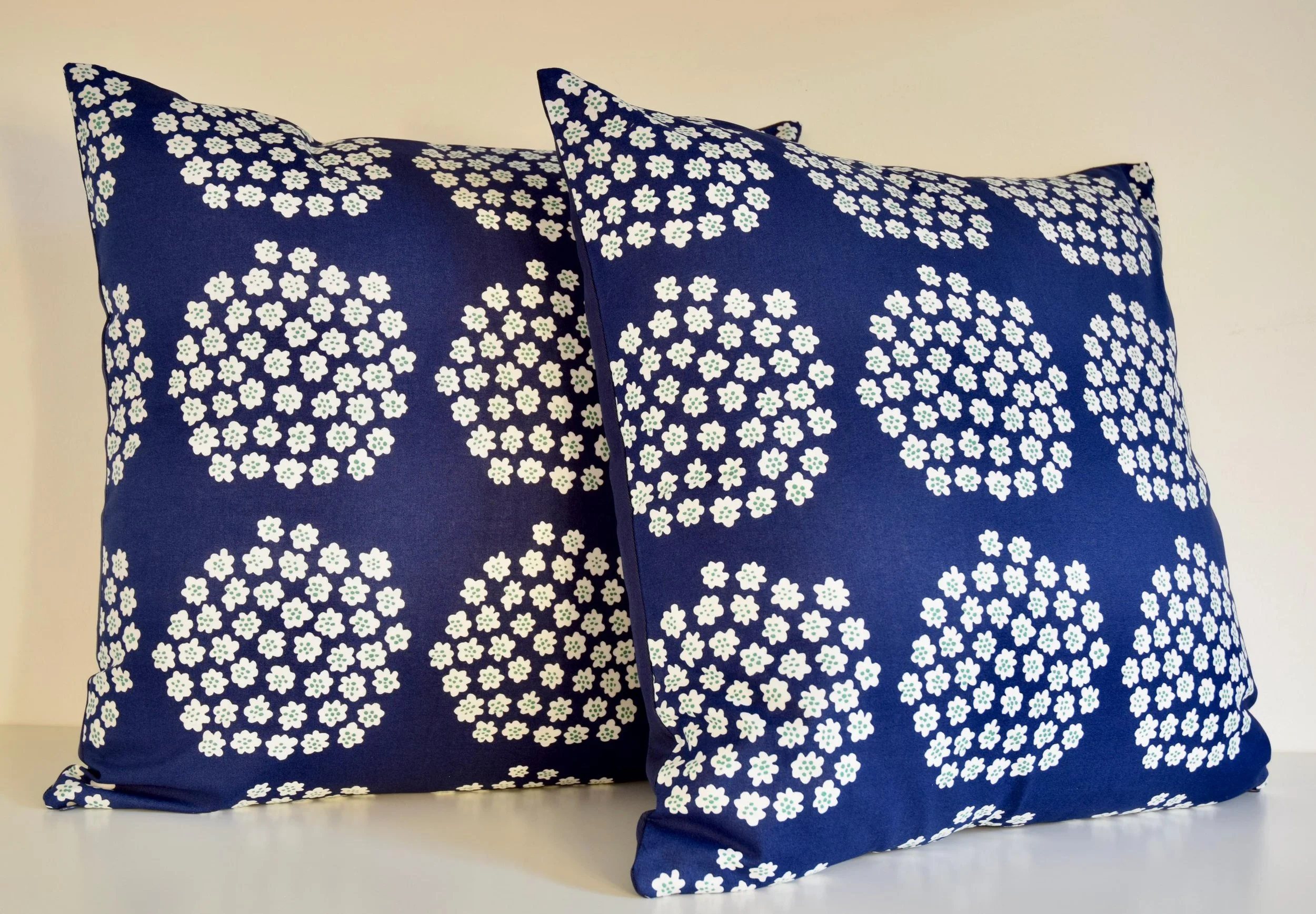 https://i.etsystatic.com/5734807/r/il/2fe57f/7235992974/il_fullxfull.7235992974_ajcz.jpg