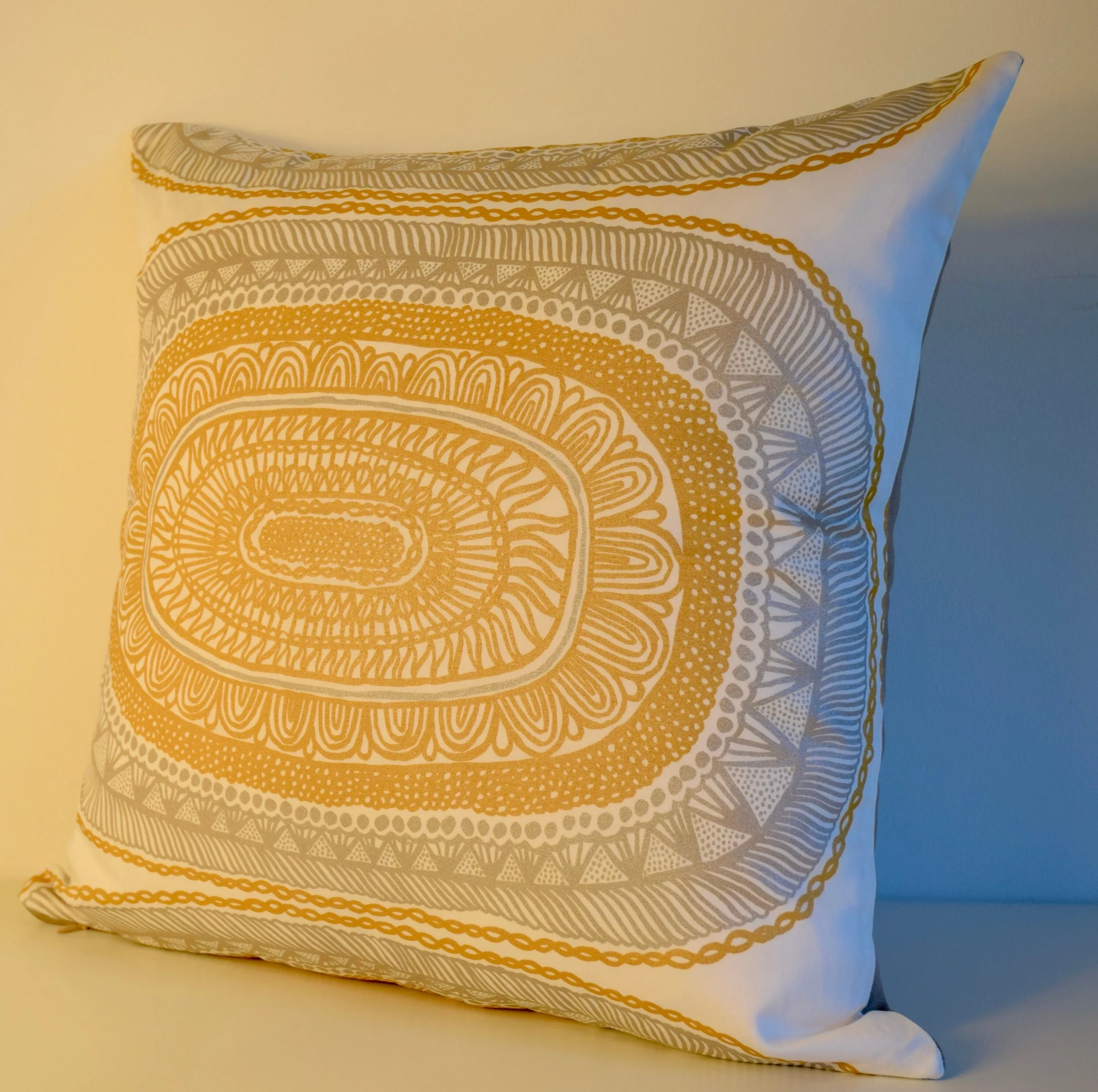 https://i.etsystatic.com/5734807/r/il/0d922d/5439157339/il_fullxfull.5439157339_tb2u.jpg