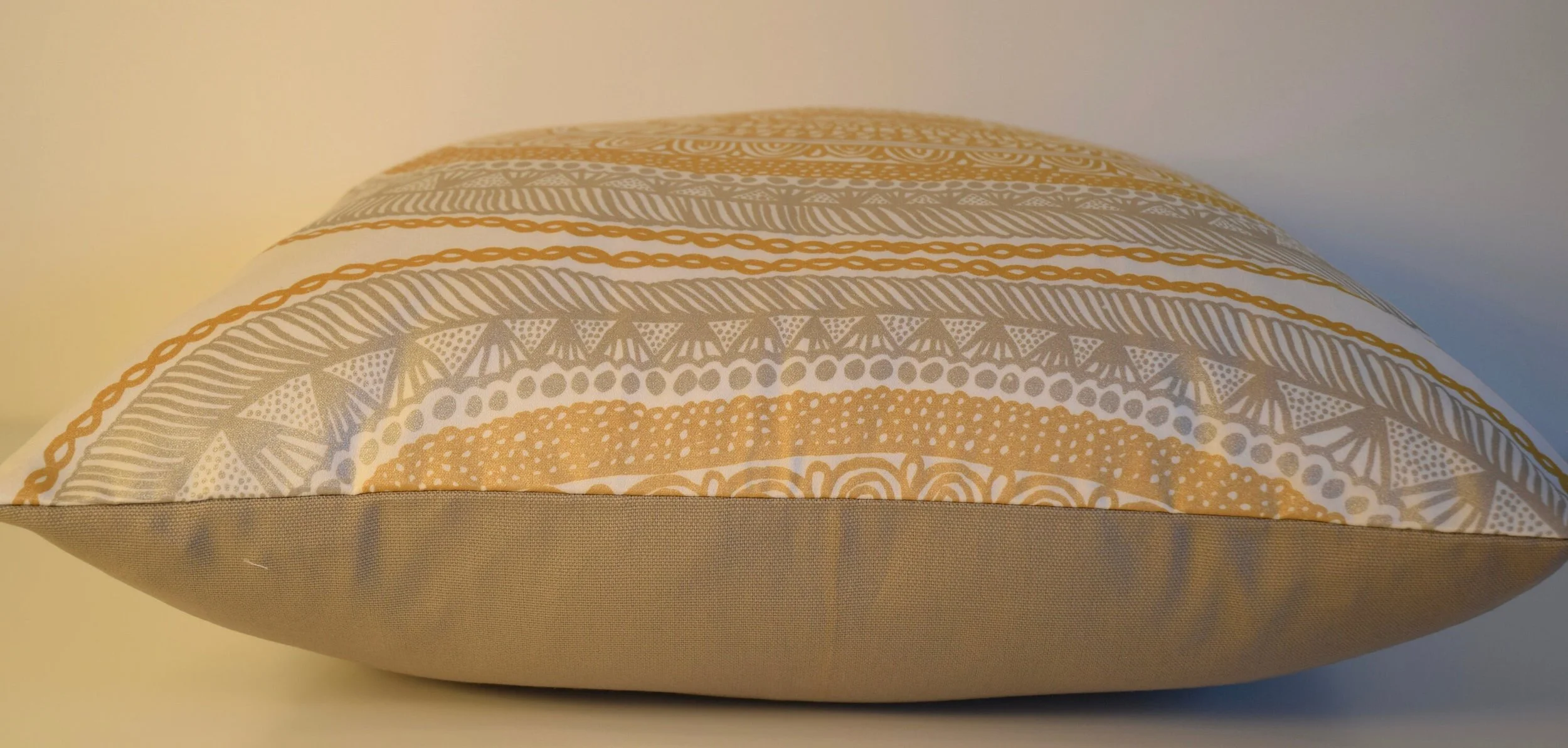 https://i.etsystatic.com/5734807/r/il/8b216b/5391003546/il_fullxfull.5391003546_g6u3.jpg