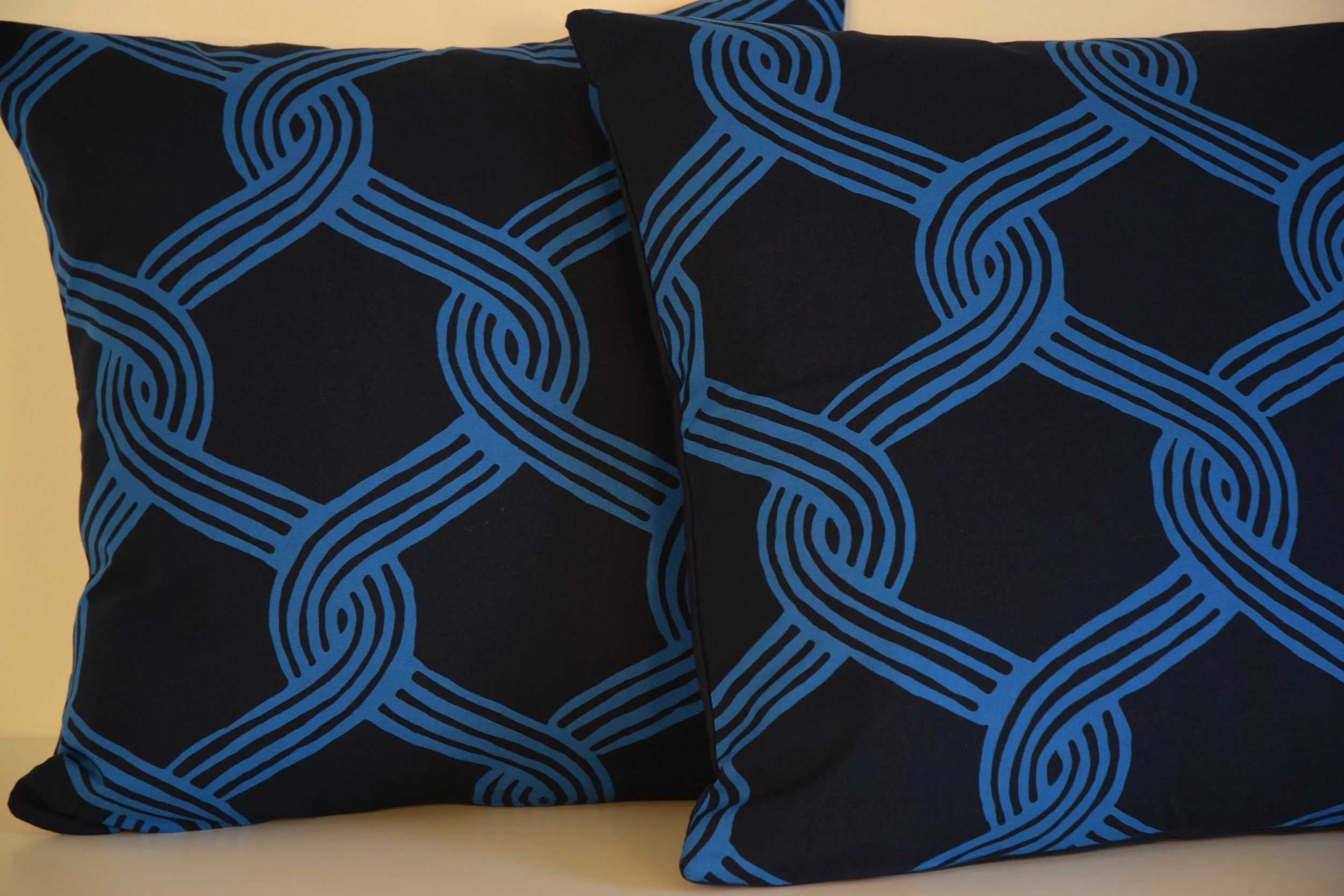 https://i.etsystatic.com/5734807/r/il/36ce4b/4564078241/il_fullxfull.4564078241_ffoc.jpg