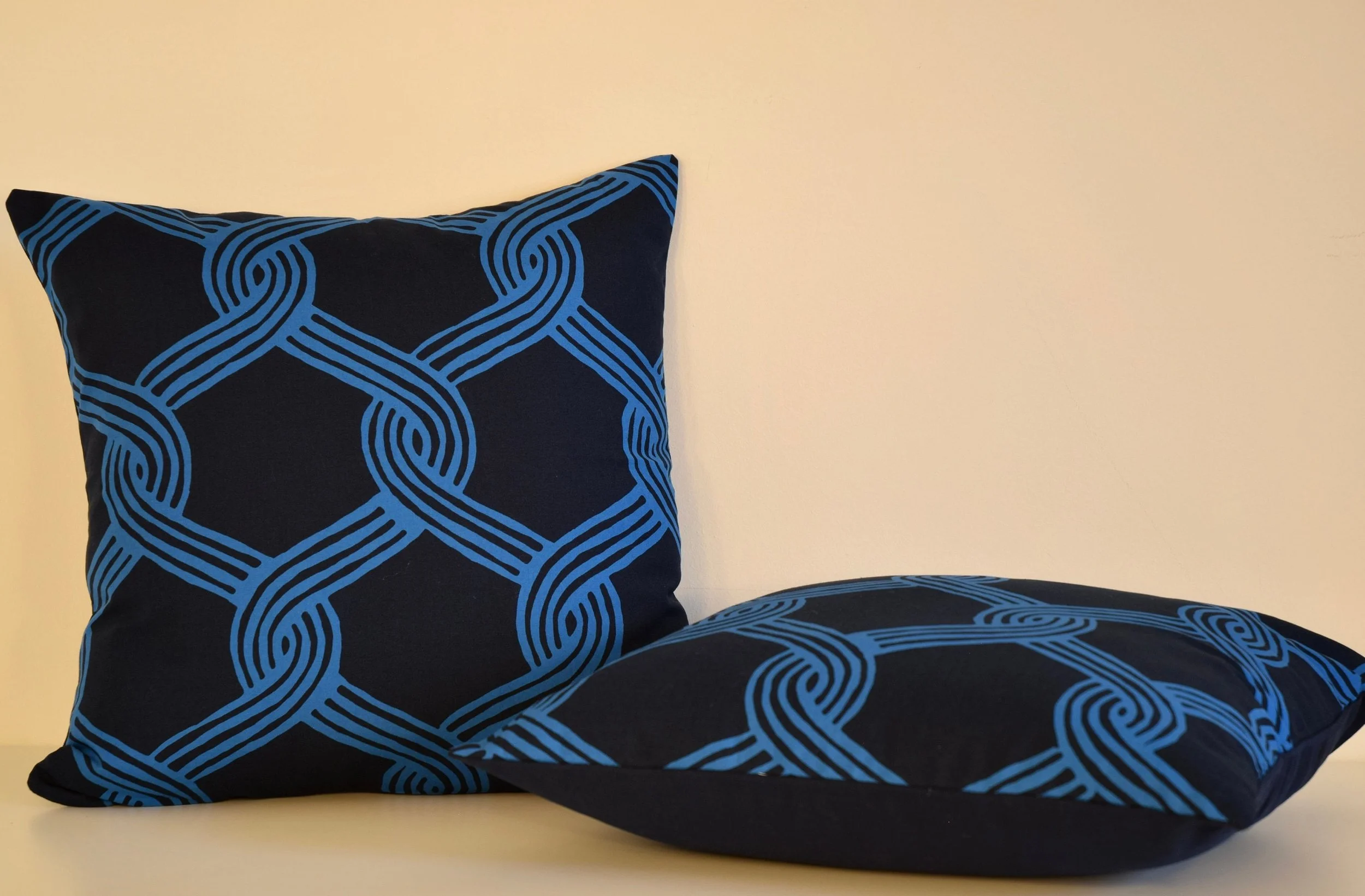 https://i.etsystatic.com/5734807/r/il/872c02/4564078697/il_fullxfull.4564078697_dowi.jpg