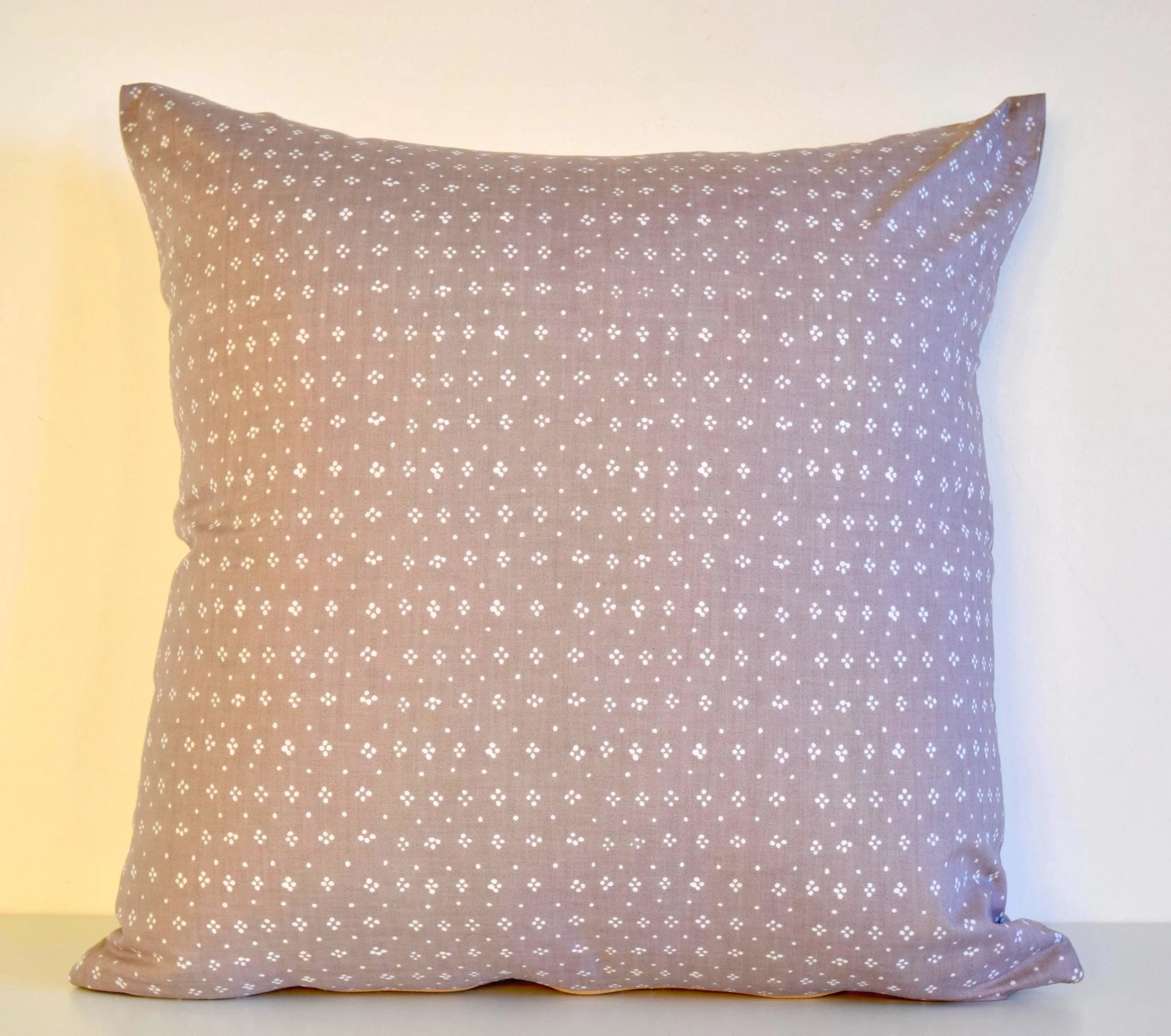https://i.etsystatic.com/5734807/r/il/822c3e/7088084859/il_fullxfull.7088084859_idvh.jpg