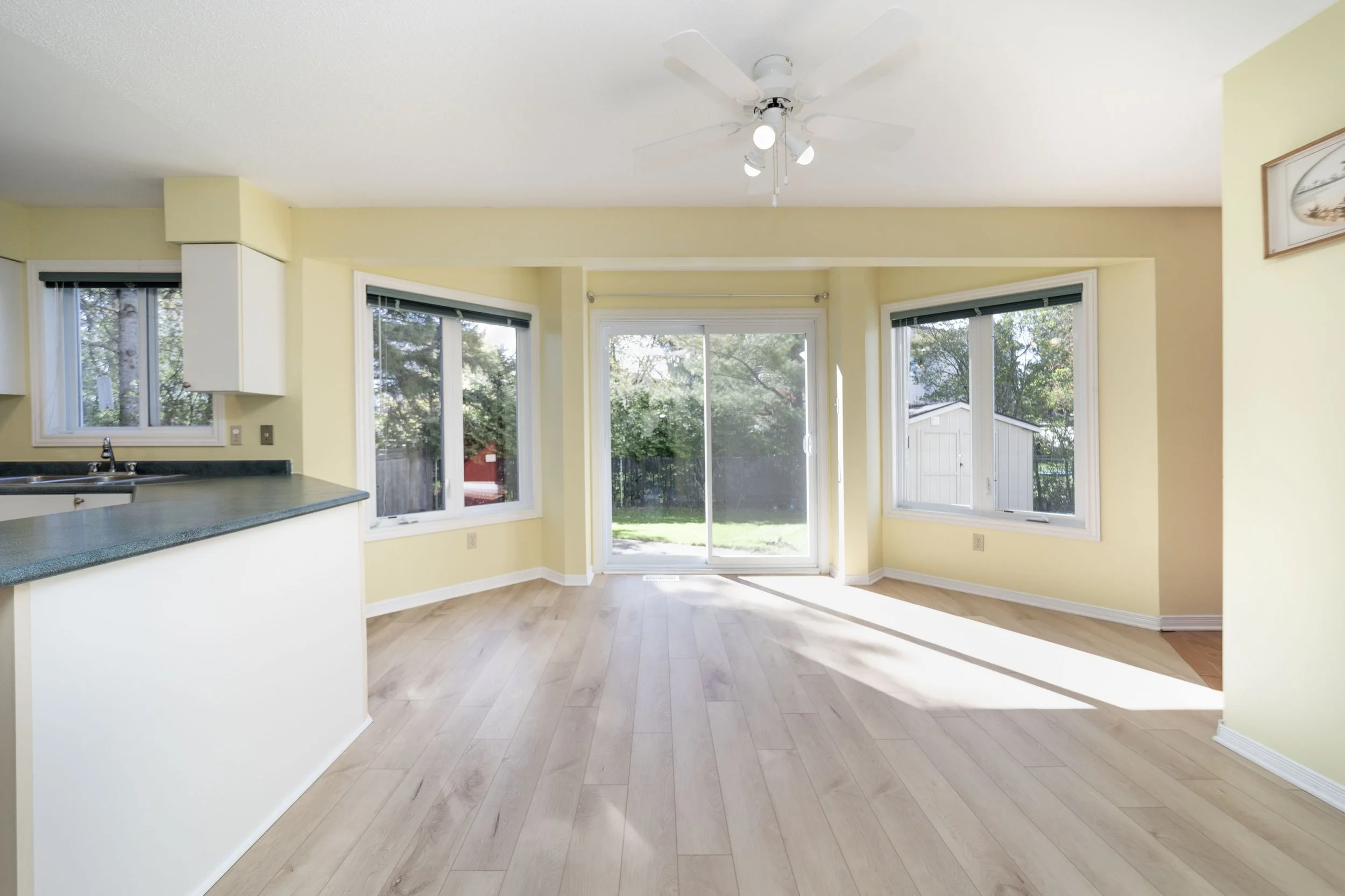 3 Grant Way — Mark Hartley RE/MAX Affiliates Realty Ltd.