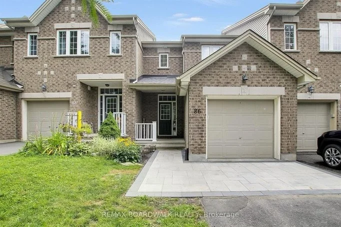 86 Saddlesmith Circle. Open House Sunday 2-4pm. Looking for an affordable 3-bedroom townhome in Kanata? Come see us and Check this out. 😎