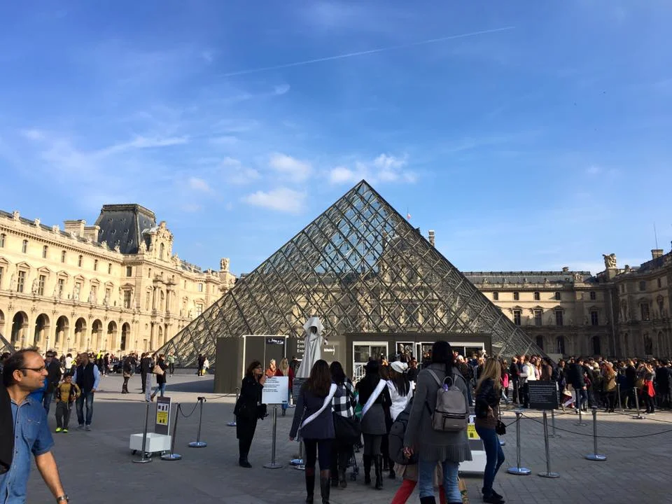 12115428_1198859380143718_7646193760867939133_n.jpg