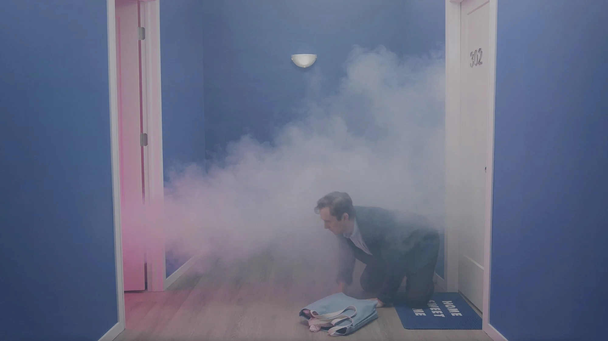 EDMH - Berlin - Laughing Dog - Bed Bugs