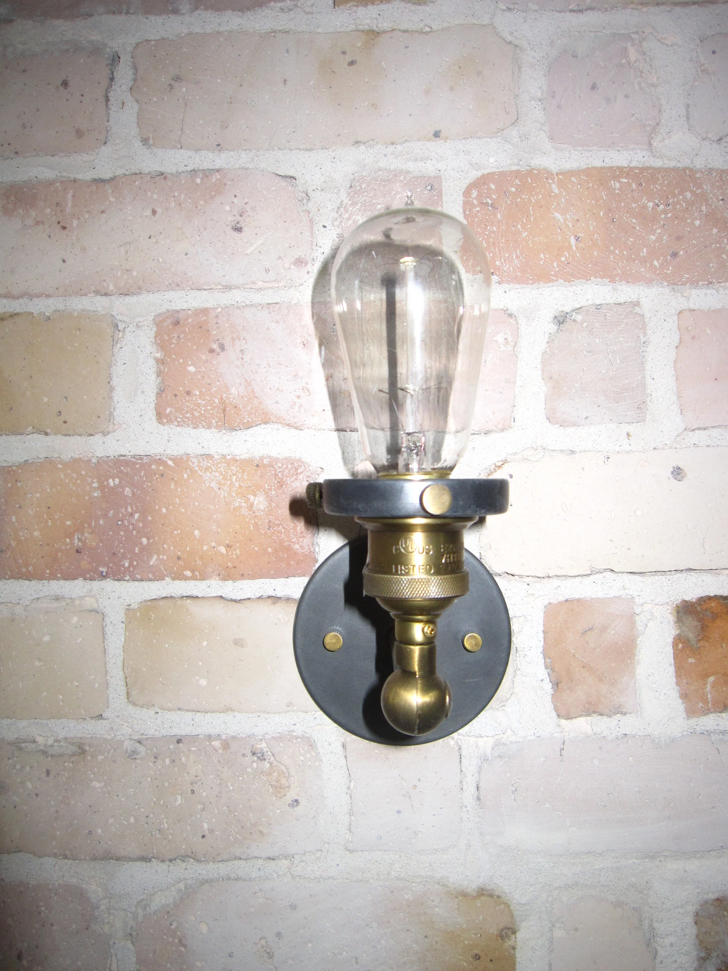SCONCE.JPG