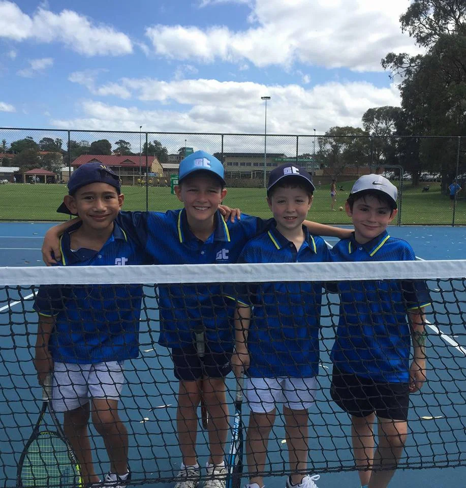 KIDS TENNIS 