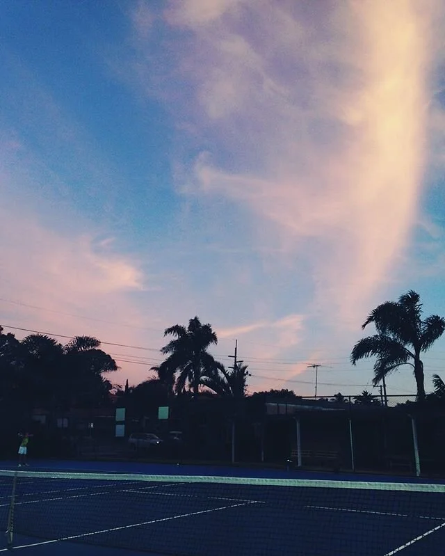 COURT HIRE 🎾 Online booking available 📲 Fresh air, physical activity and good for mental health.. &amp; you&rsquo;re 20m away from each other 👌🏽 Please follow the current COVID19 recommendations before coming down to play. &bull; 
#scarboroughten